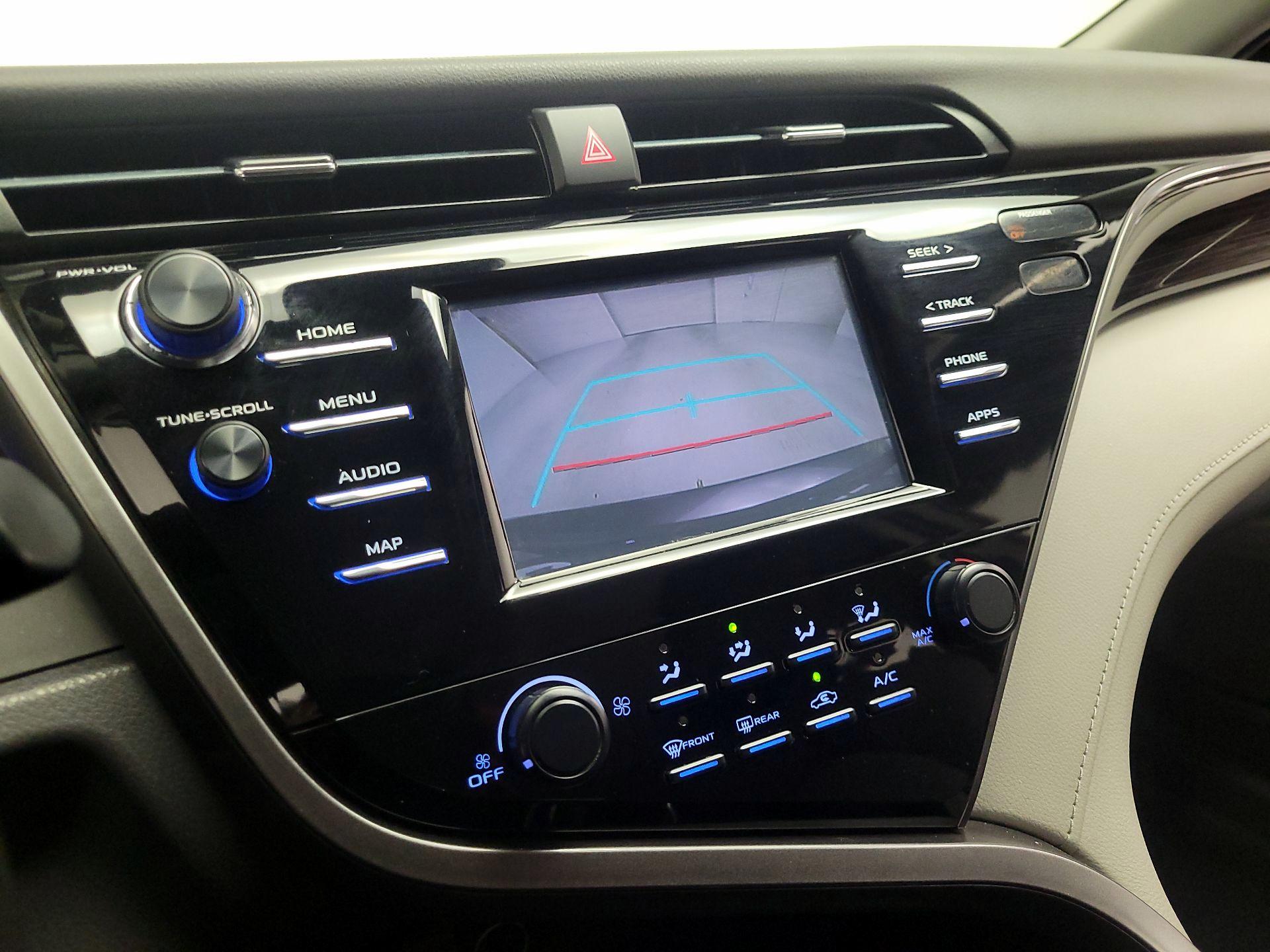 Thumbnail: 2019 Toyota Camry - 14