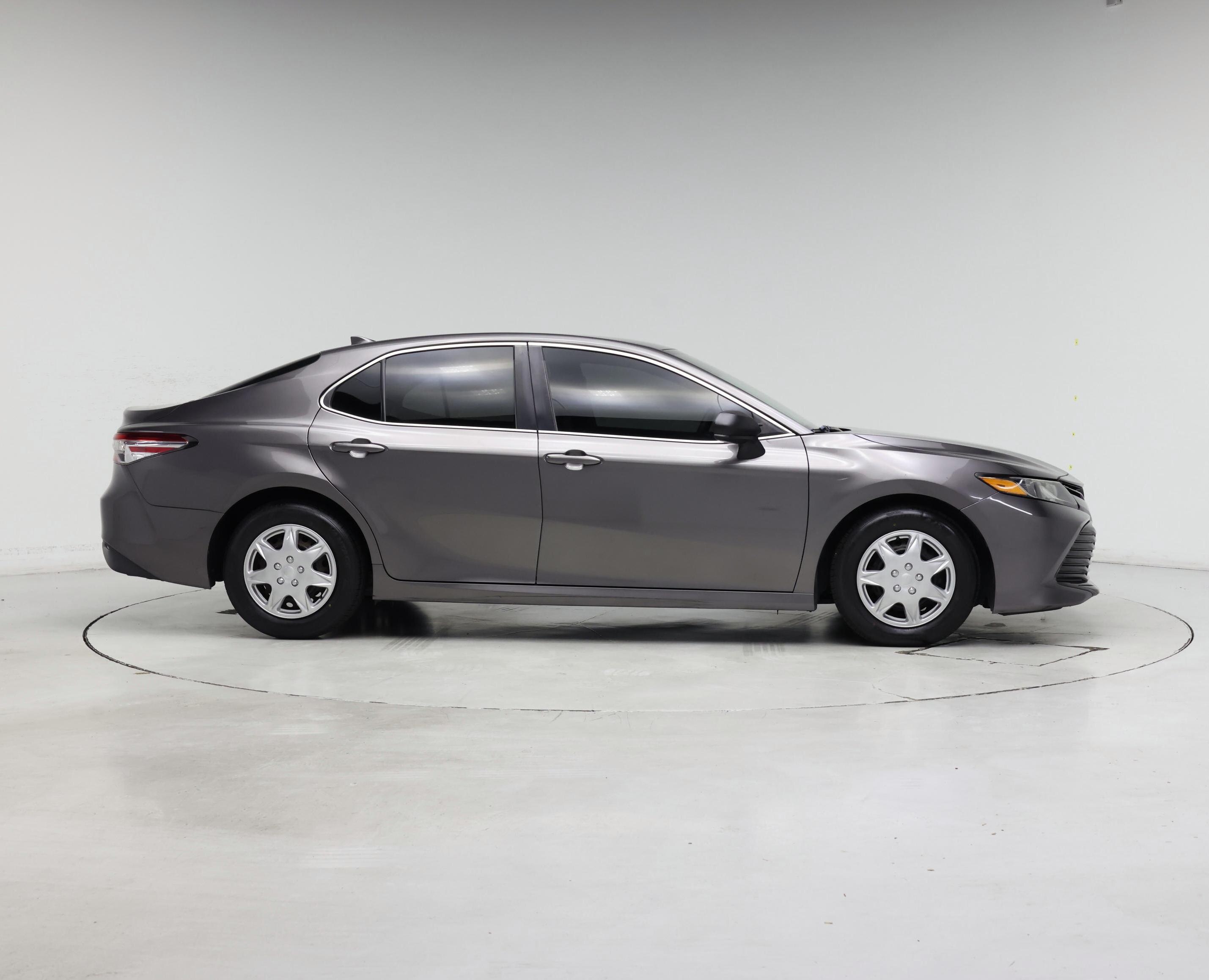 Thumbnail: 2019 Toyota Camry - 7