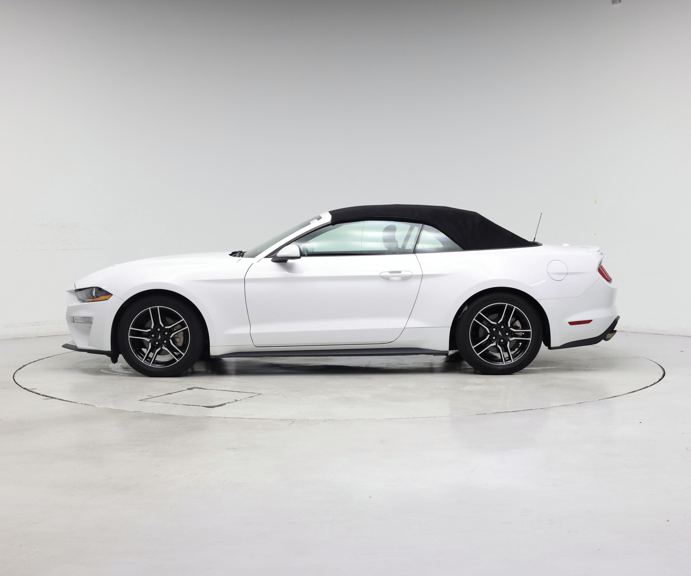 Thumbnail: 2021 Ford Mustang - 3