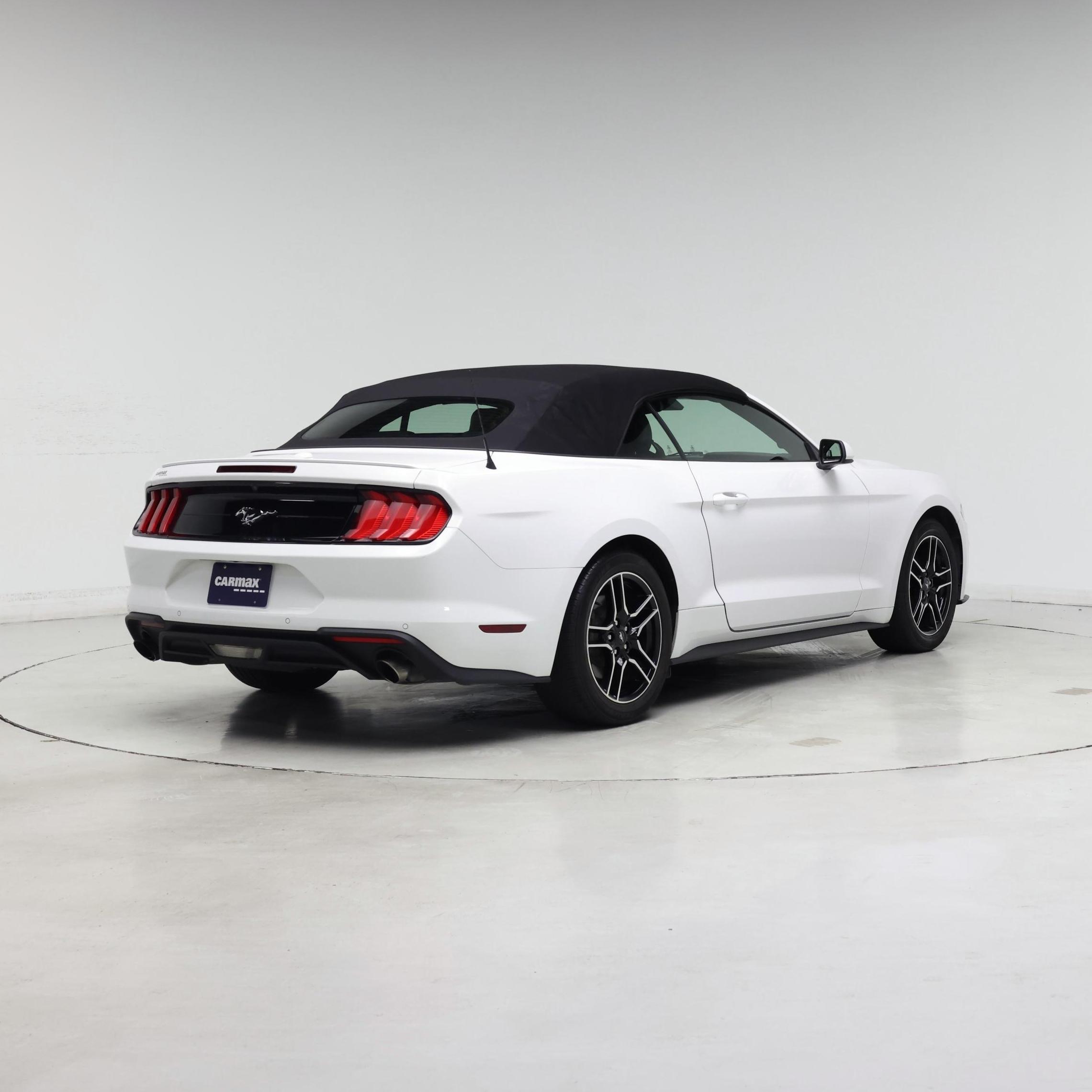Thumbnail: 2021 Ford Mustang - 8