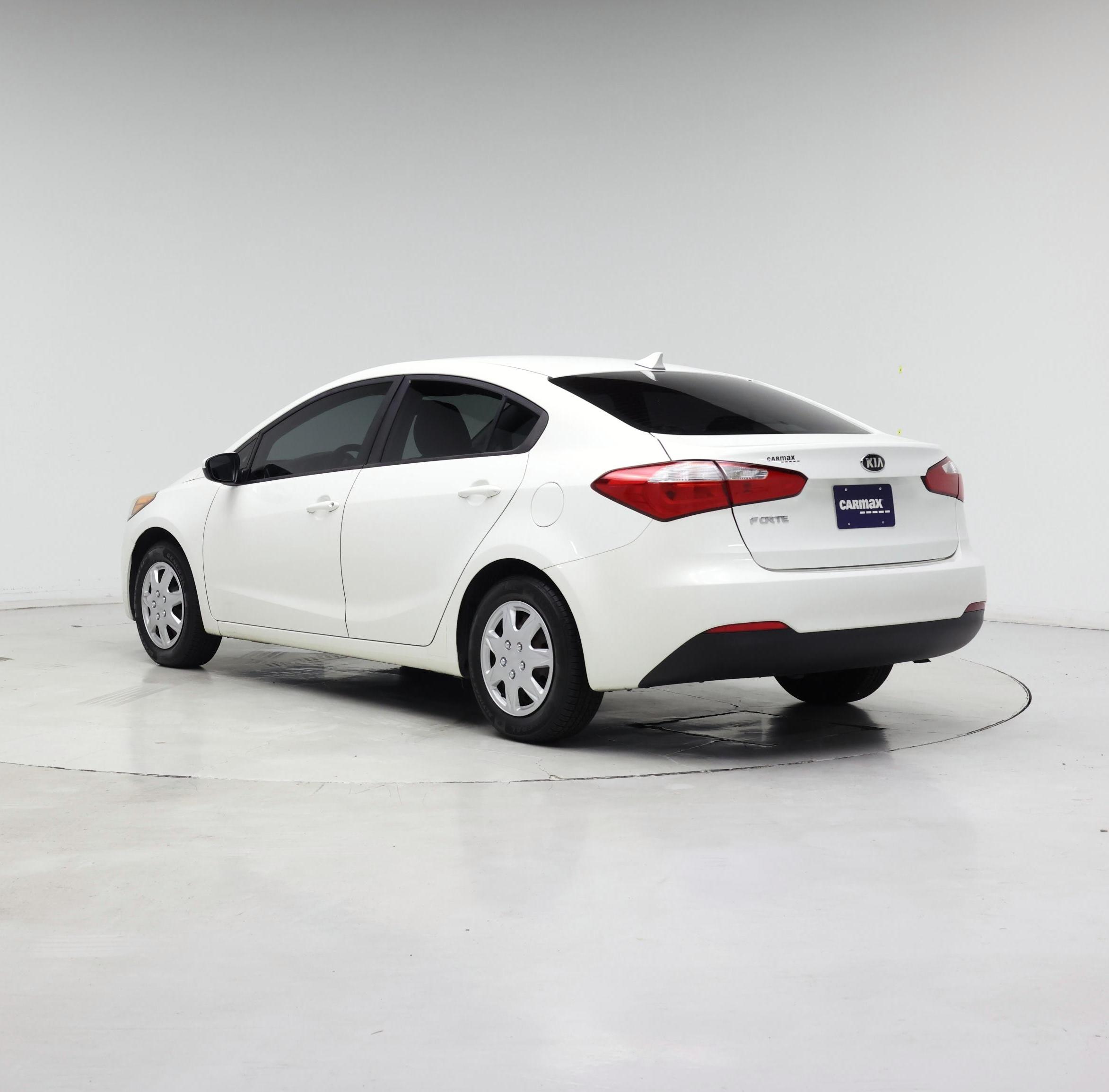 Thumbnail: 2016 Kia Forte - 2