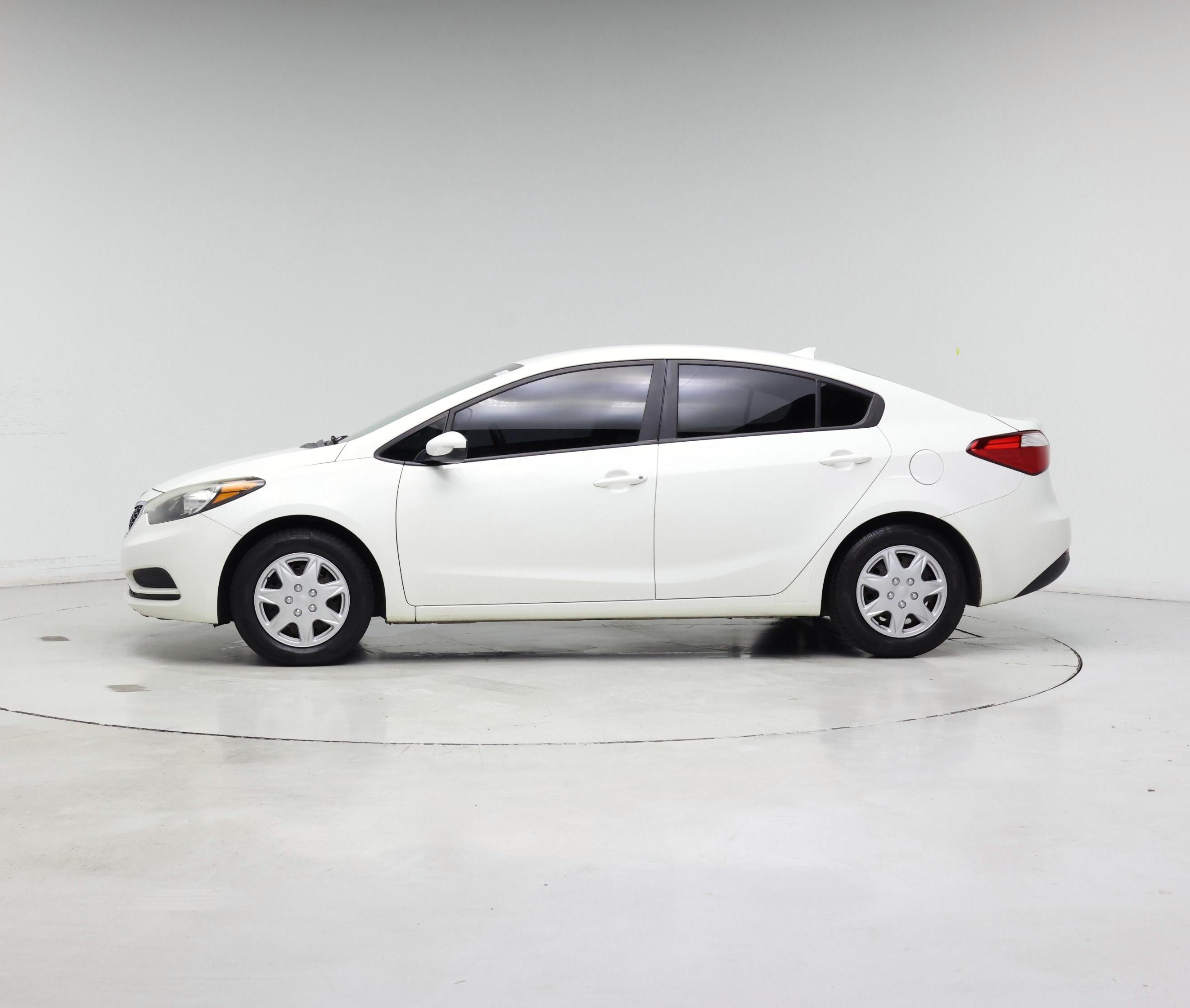 Thumbnail: 2016 Kia Forte - 3