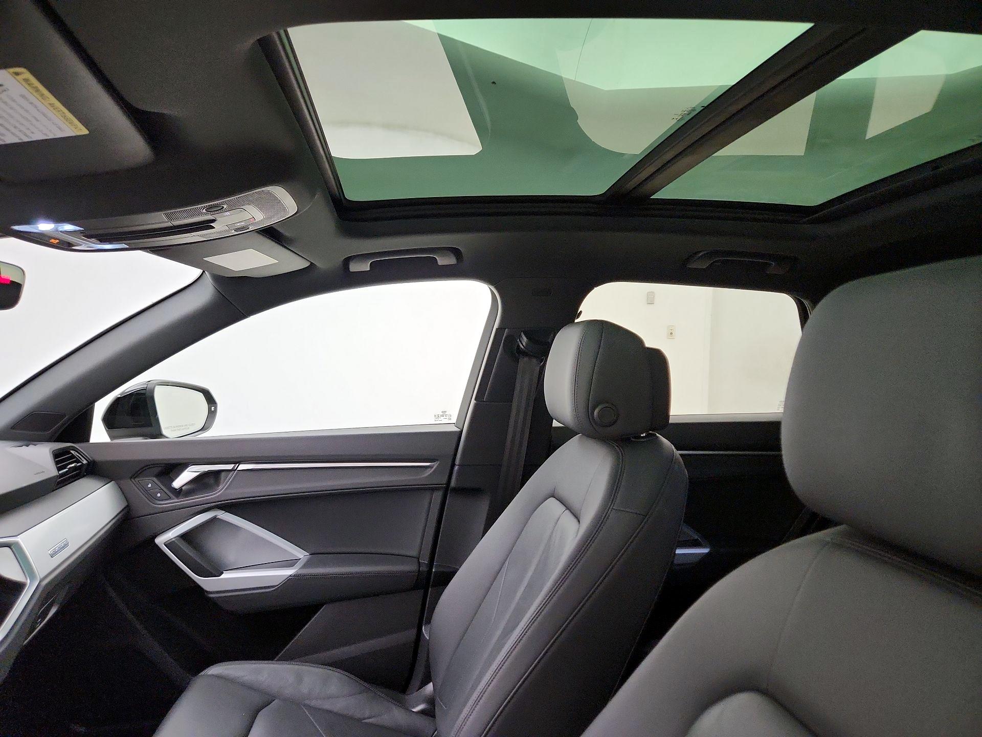 Thumbnail: 2021 Audi Q3 - 18
