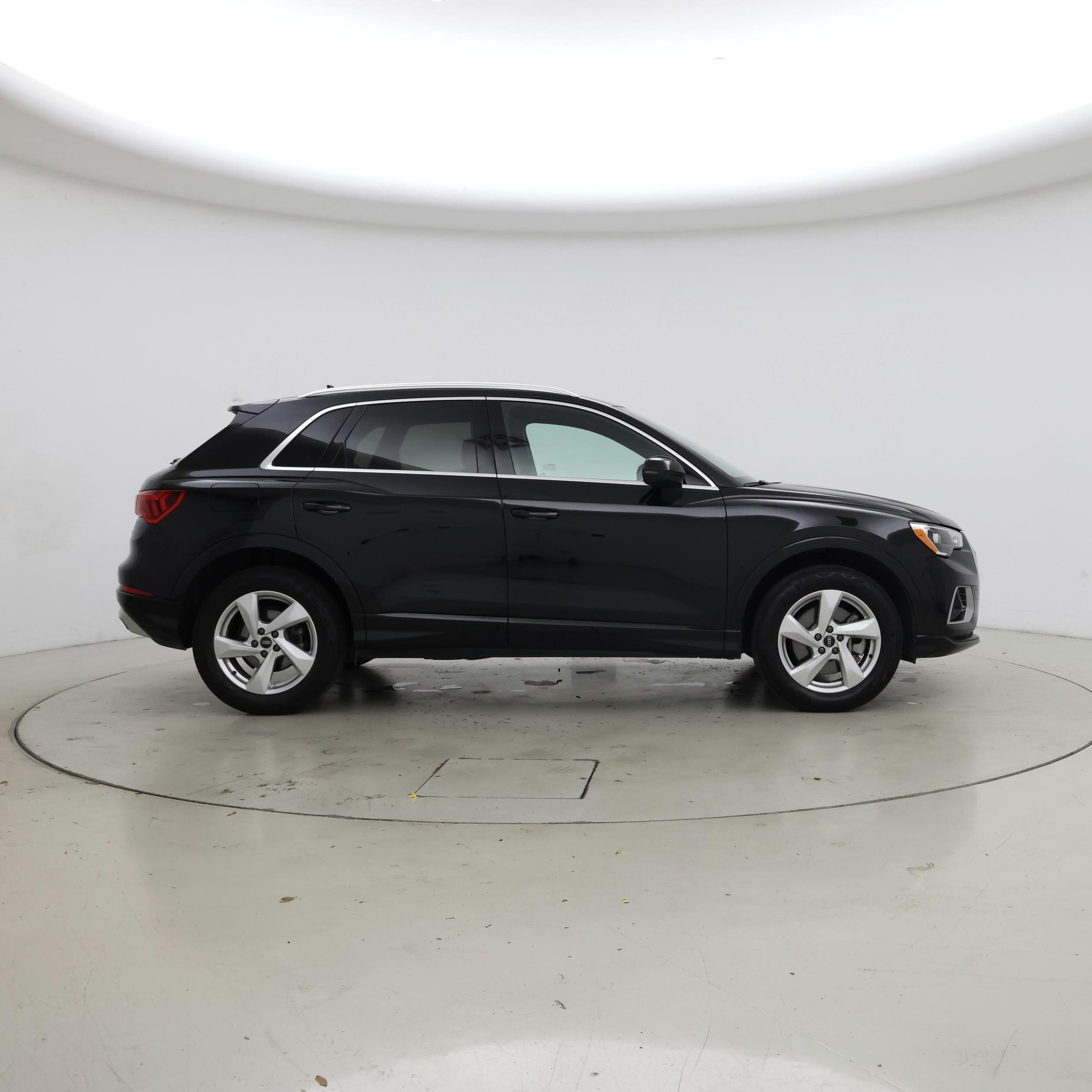Thumbnail: 2021 Audi Q3 - 7