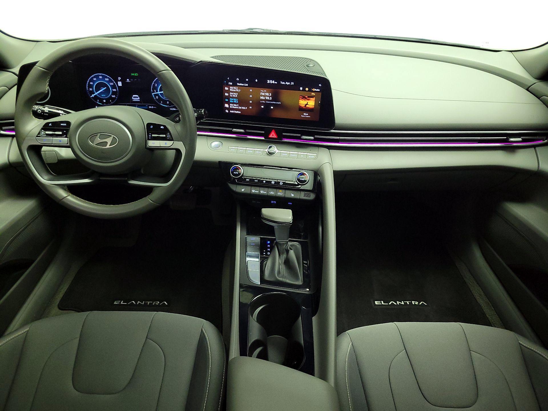 Thumbnail: 2025 Hyundai Elantra - 9