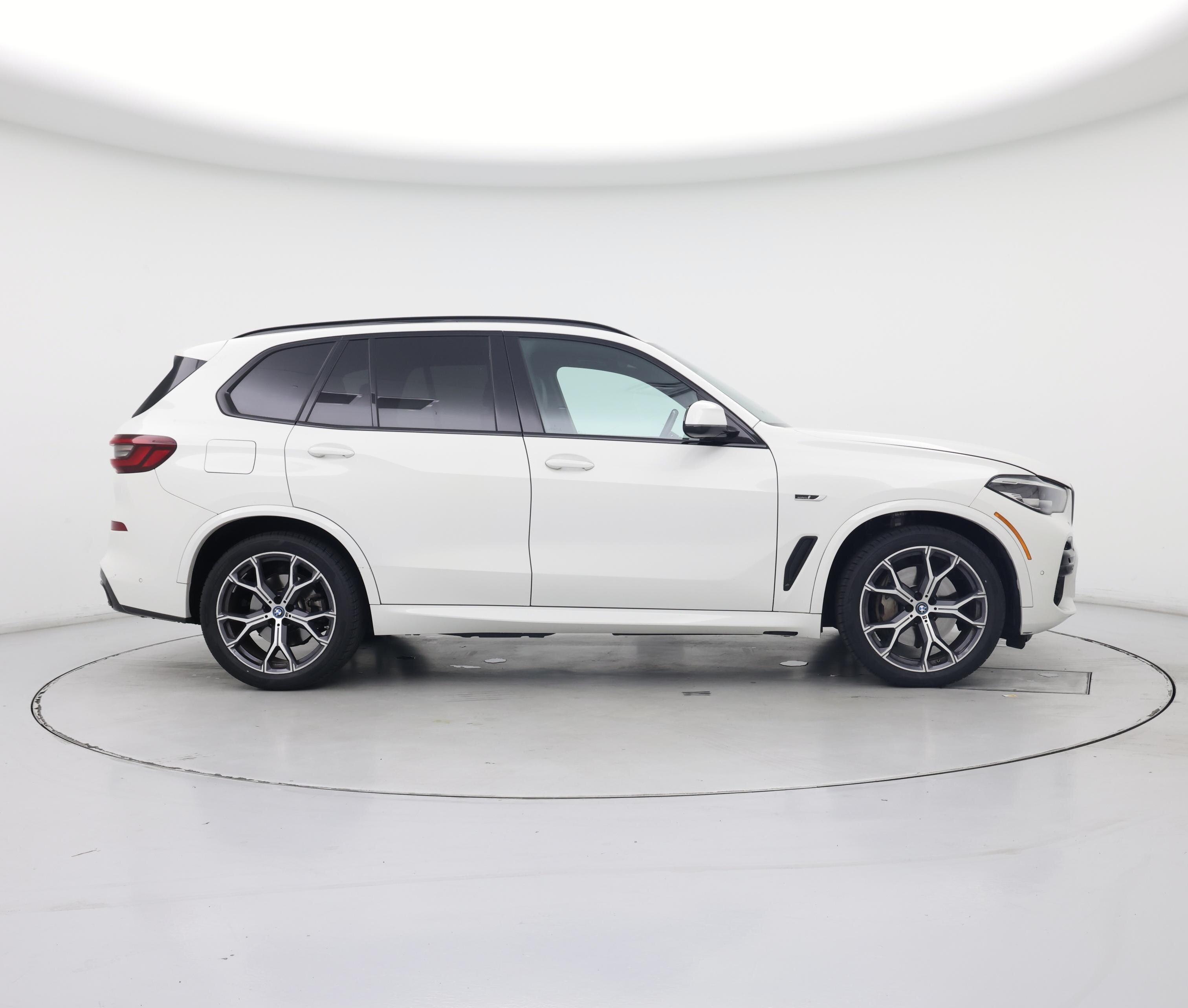 Thumbnail: 2023 BMW X5 - 7