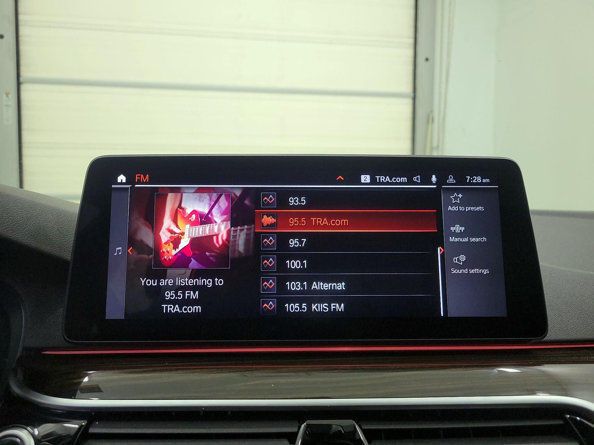 Thumbnail: 2023 BMW 5 Series - 15