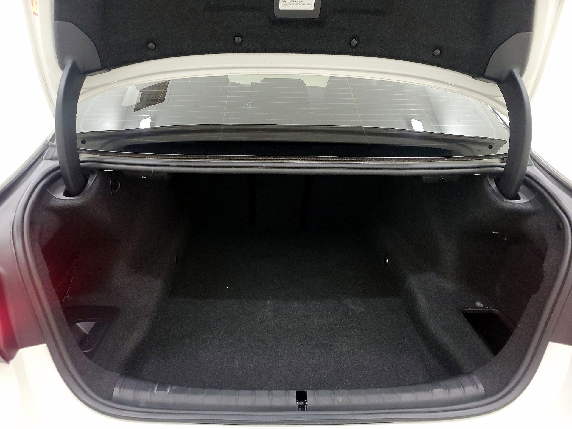 Thumbnail: 2023 BMW 5 Series - 20