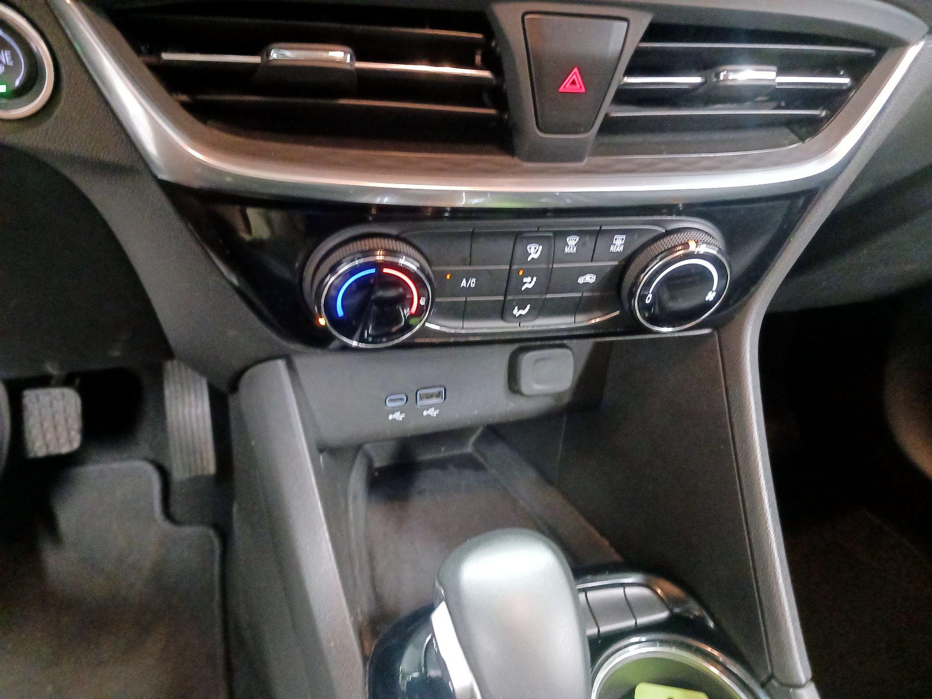 Thumbnail: 2024 Buick Encore GX - 15