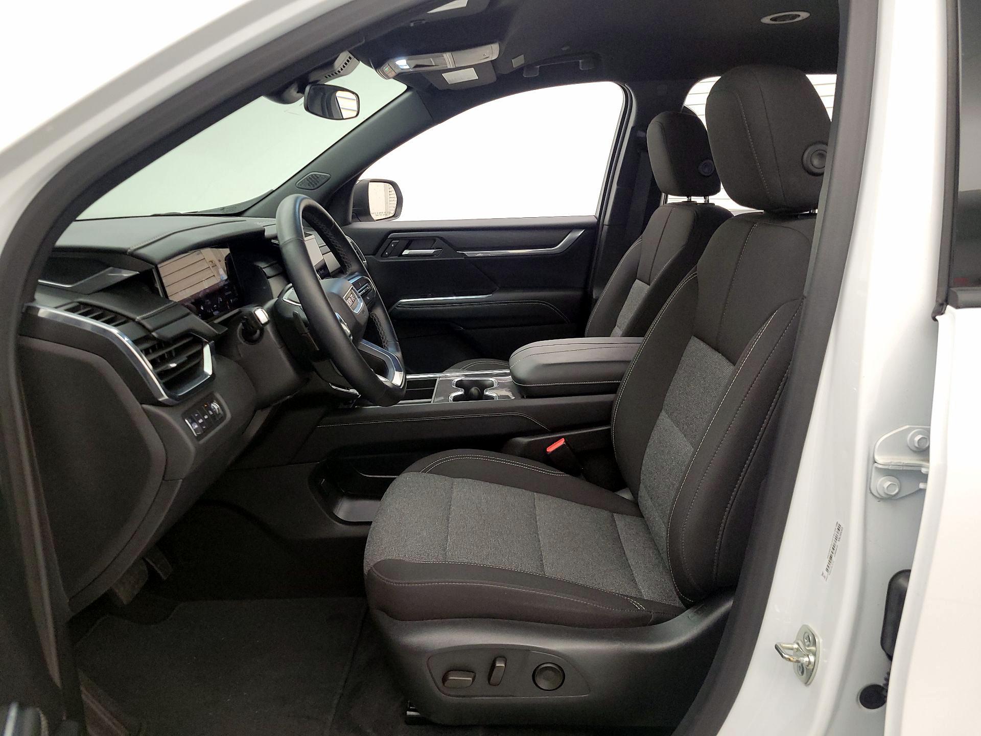 Thumbnail: 2025 GMC Acadia - 11