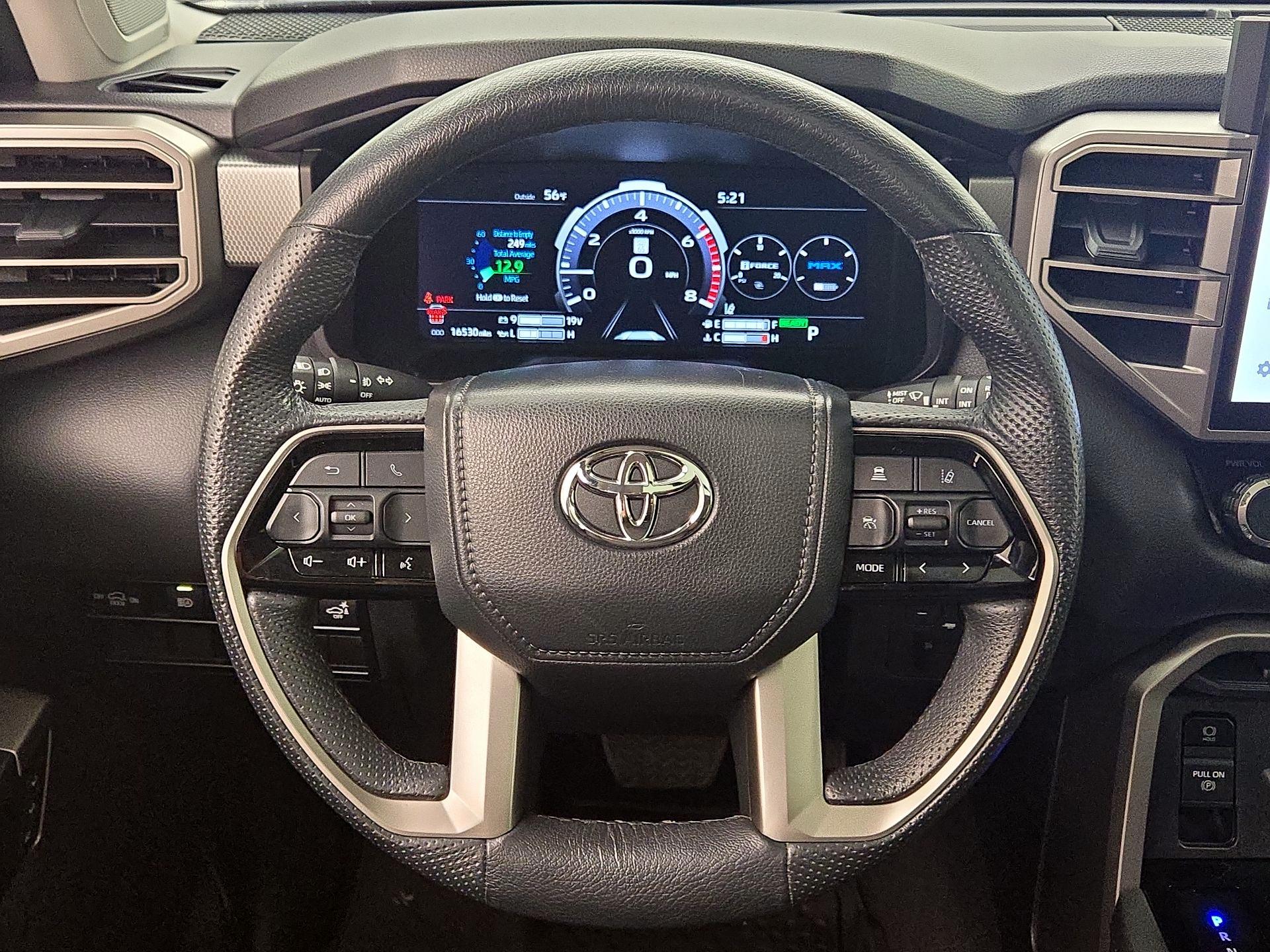 Thumbnail: 2024 Toyota Sequoia - 10