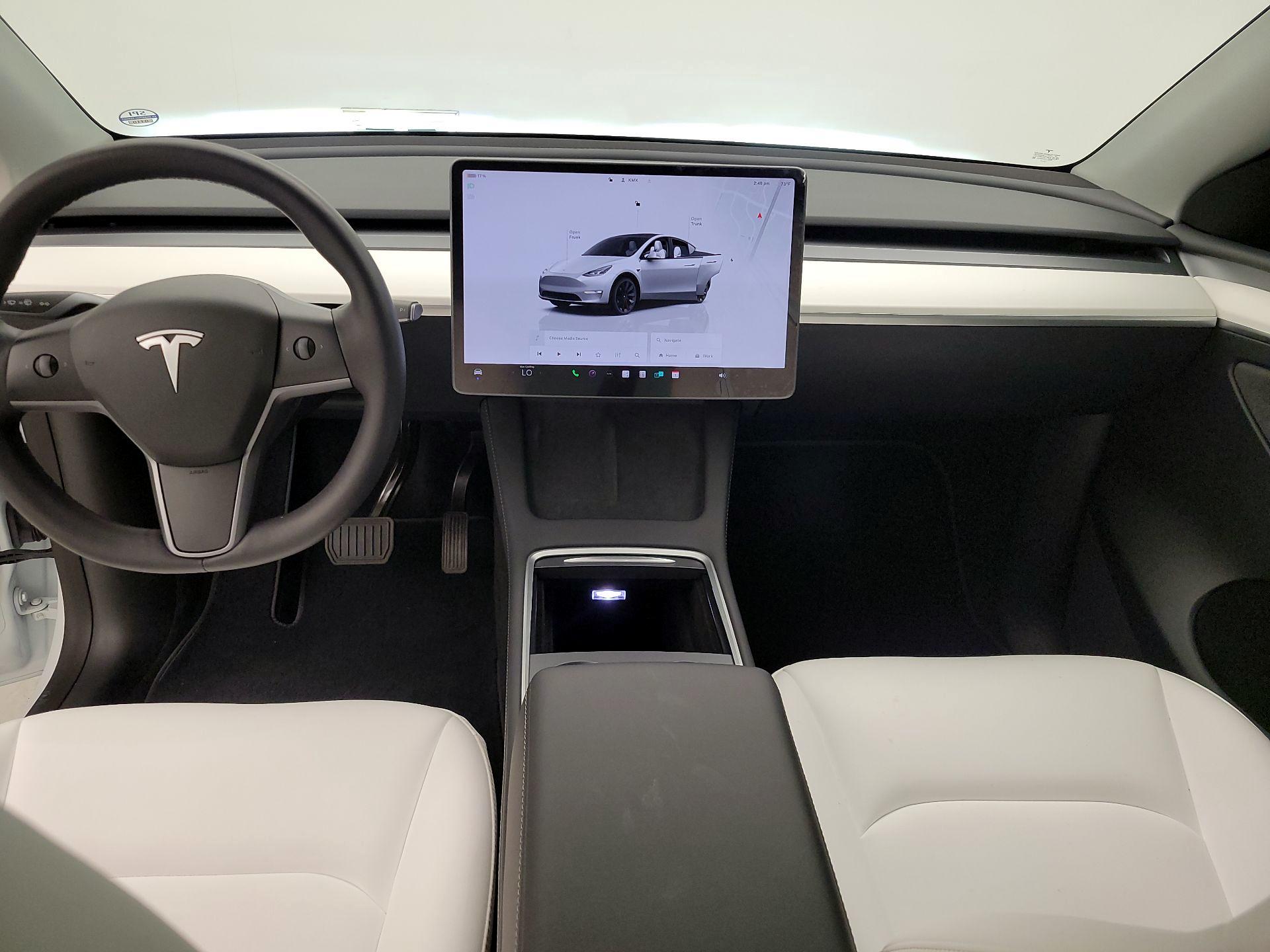 Thumbnail: 2023 Tesla Model Y - 9