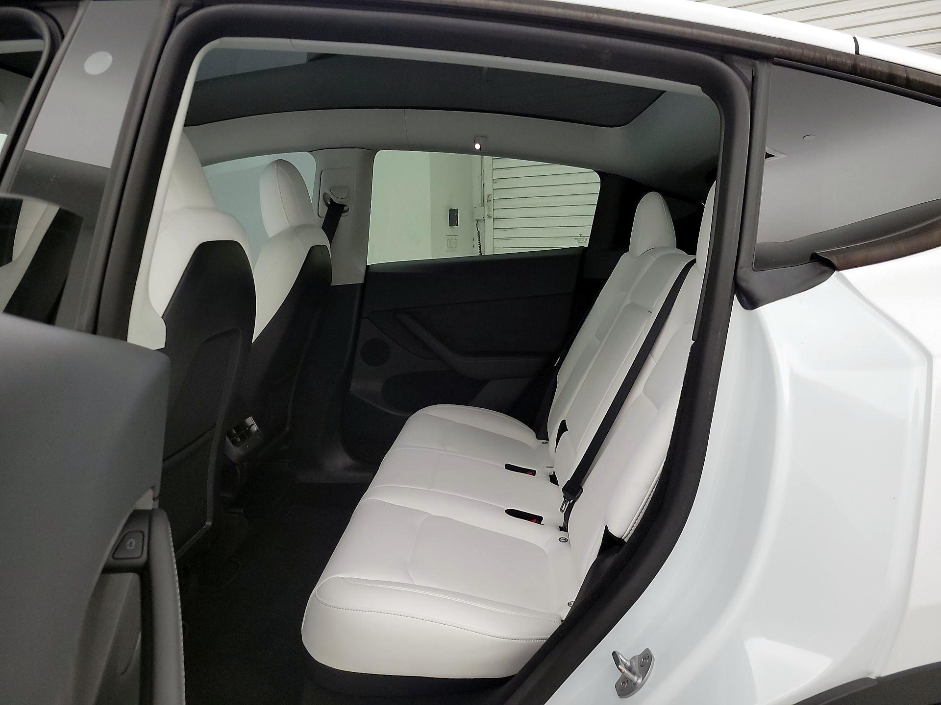 Thumbnail: 2023 Tesla Model Y - 19