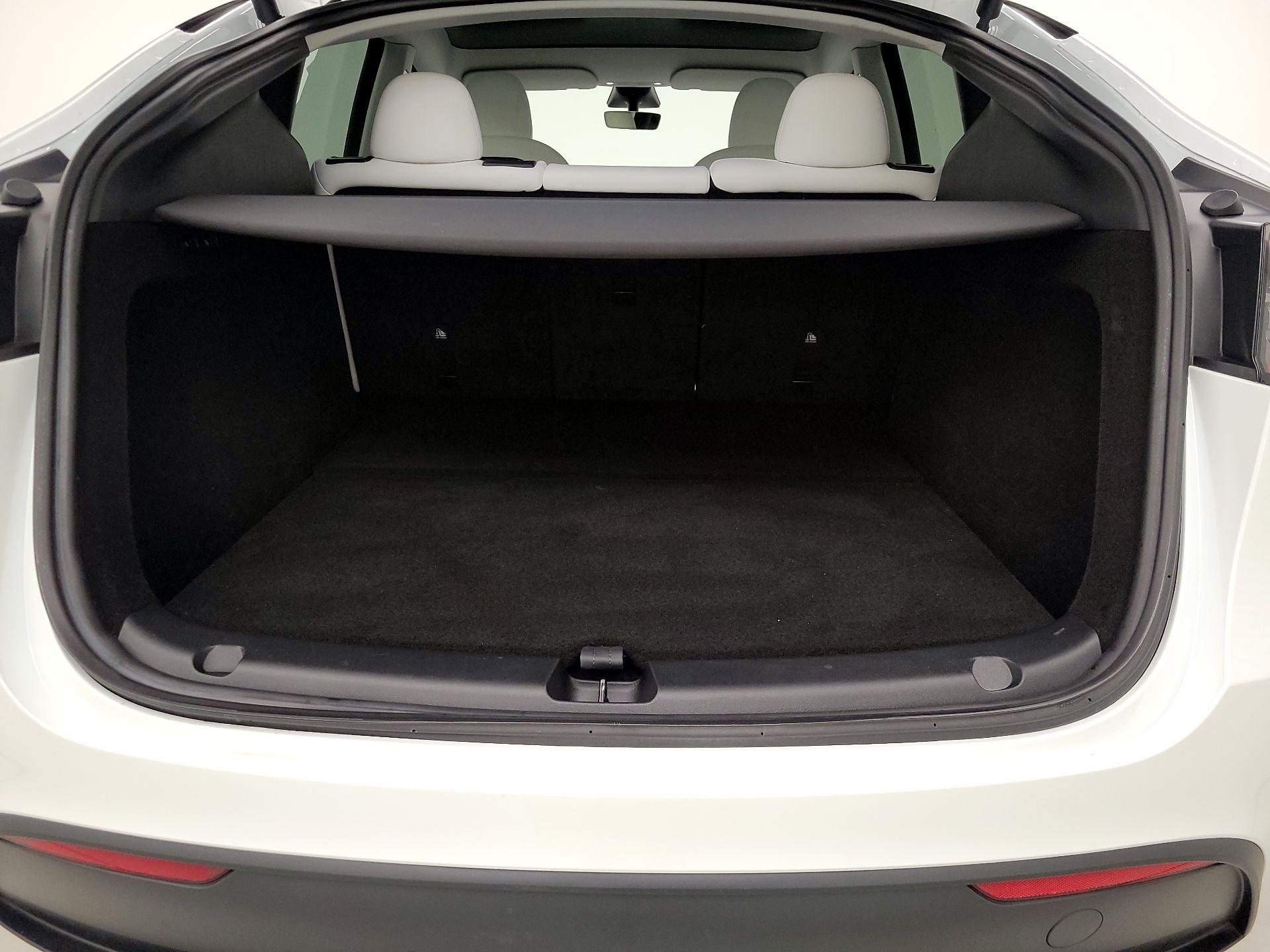 Thumbnail: 2023 Tesla Model Y - 20