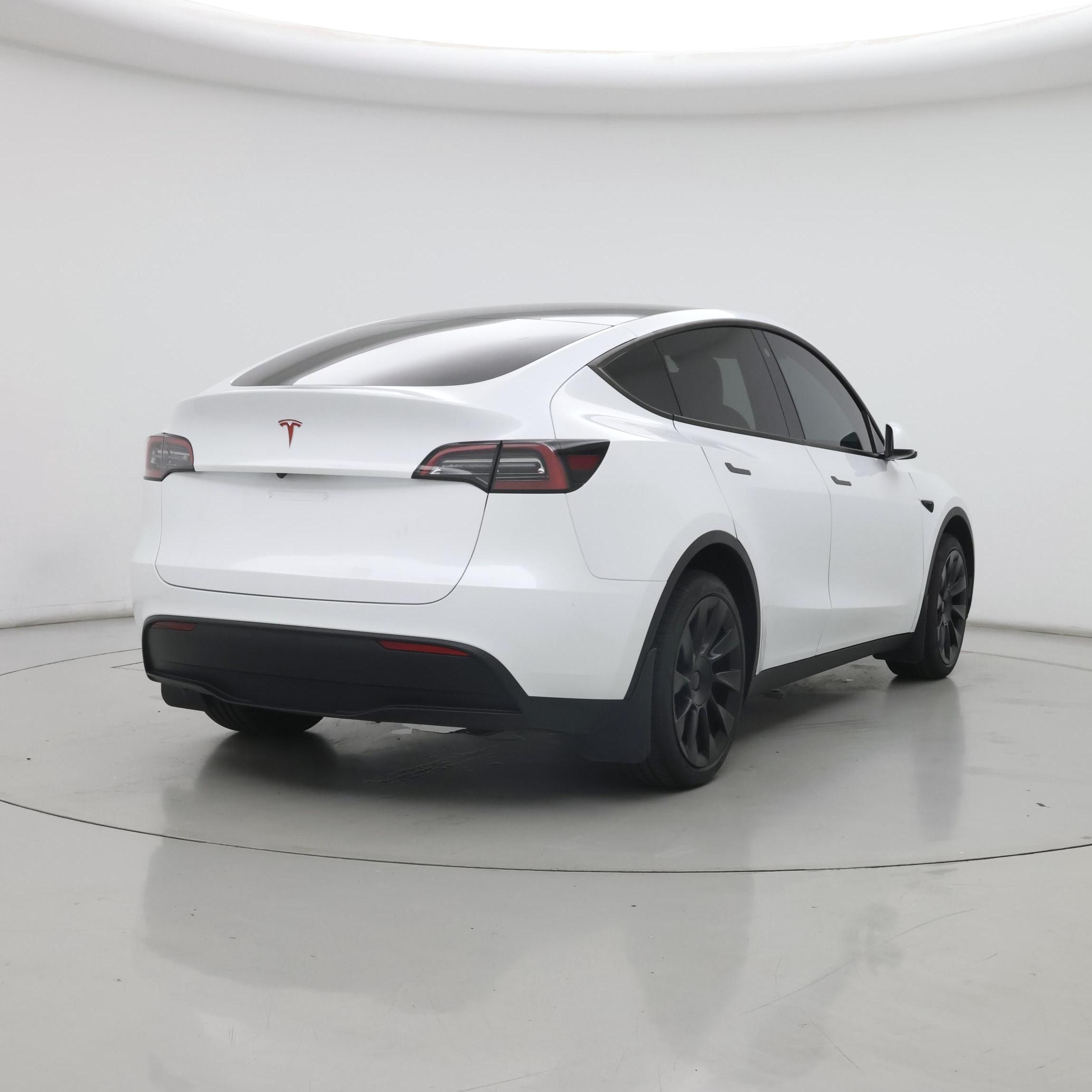 Thumbnail: 2023 Tesla Model Y - 8