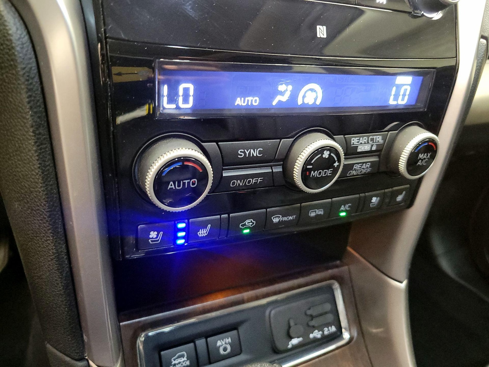 2021 Subaru Ascent Touring - Photo 18