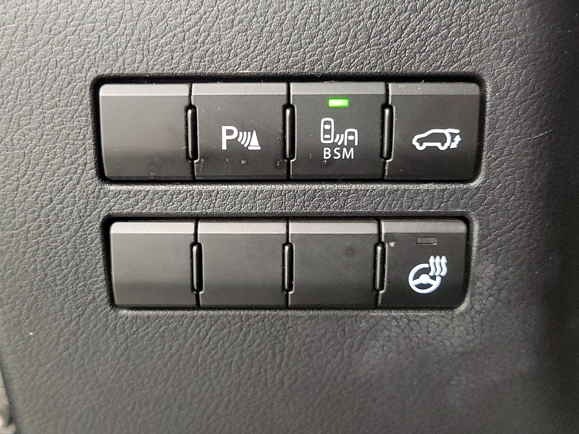 Thumbnail: 2017 Lexus NX - 13