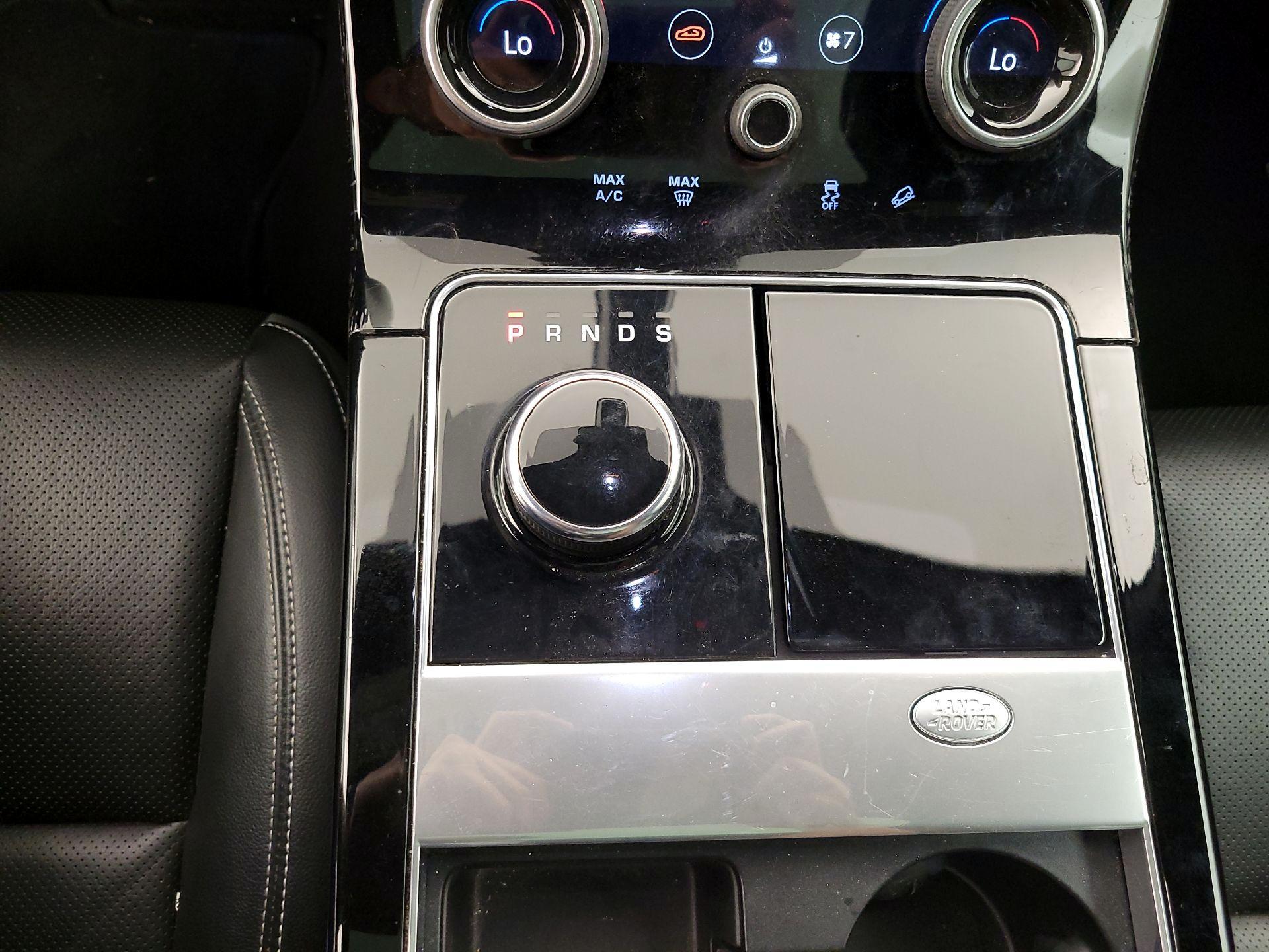 Thumbnail: 2019 Land Rover Range Rover Velar - 16