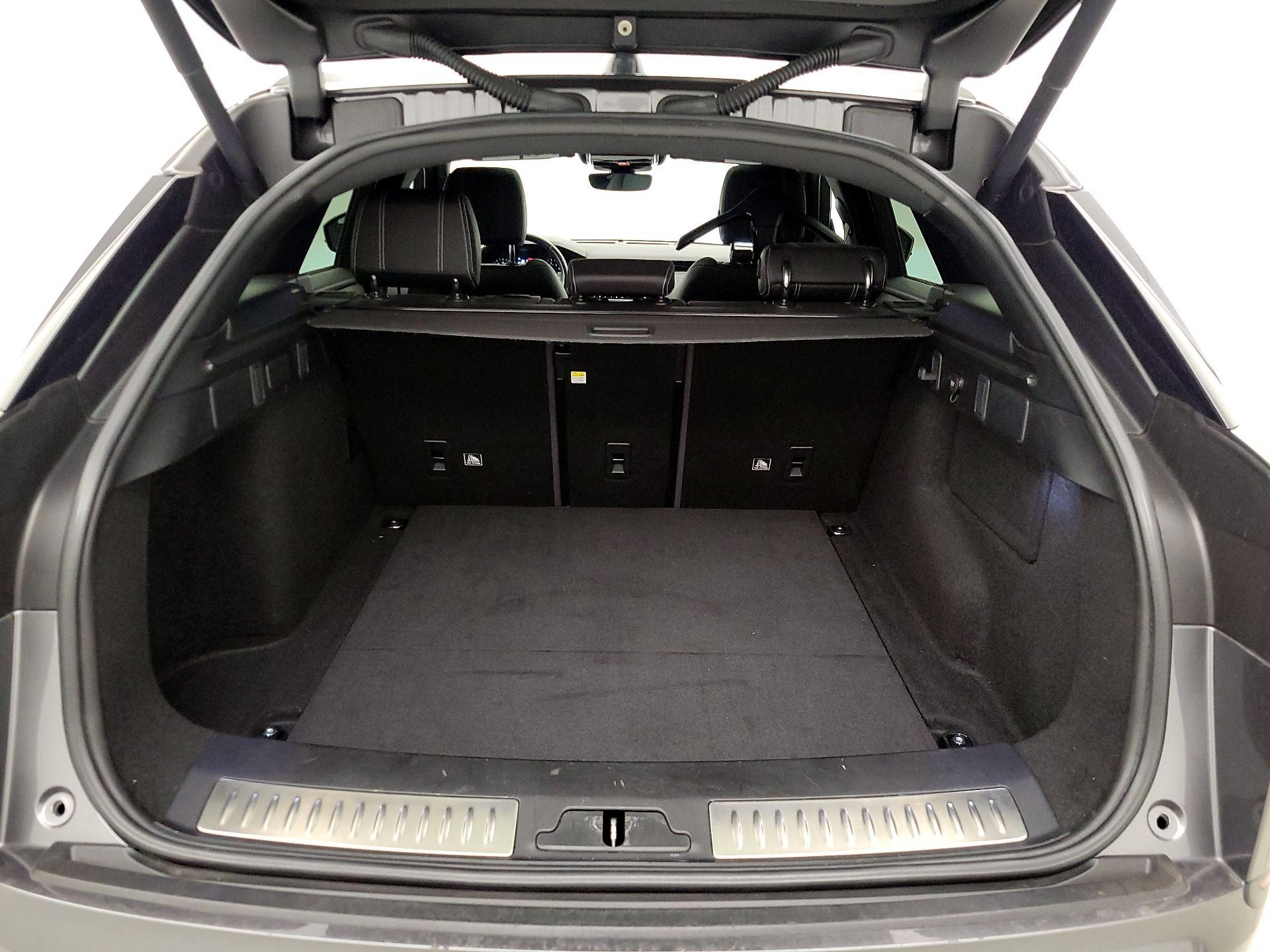 Thumbnail: 2019 Land Rover Range Rover Velar - 20