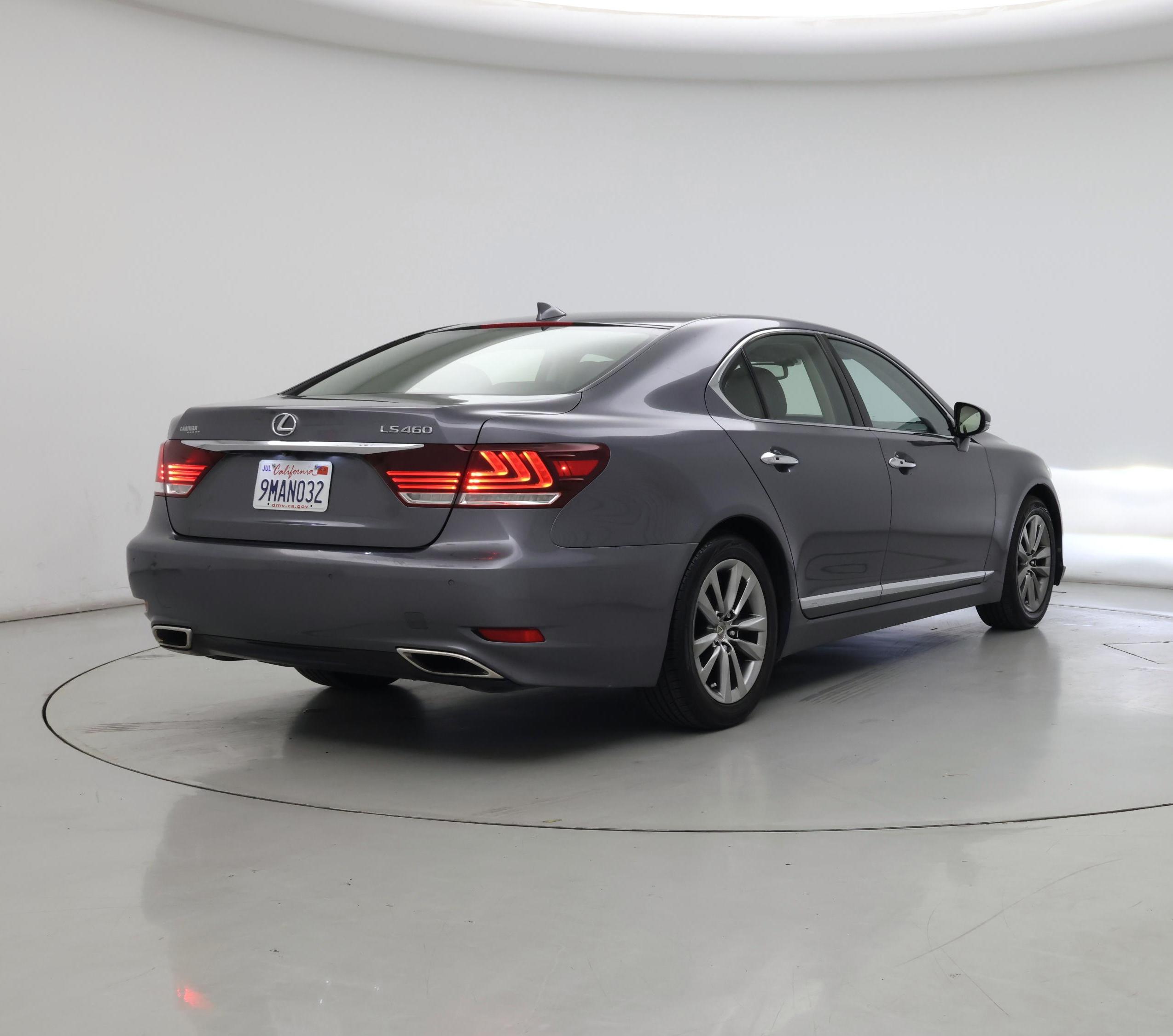 Thumbnail: 2016 Lexus LS - 8