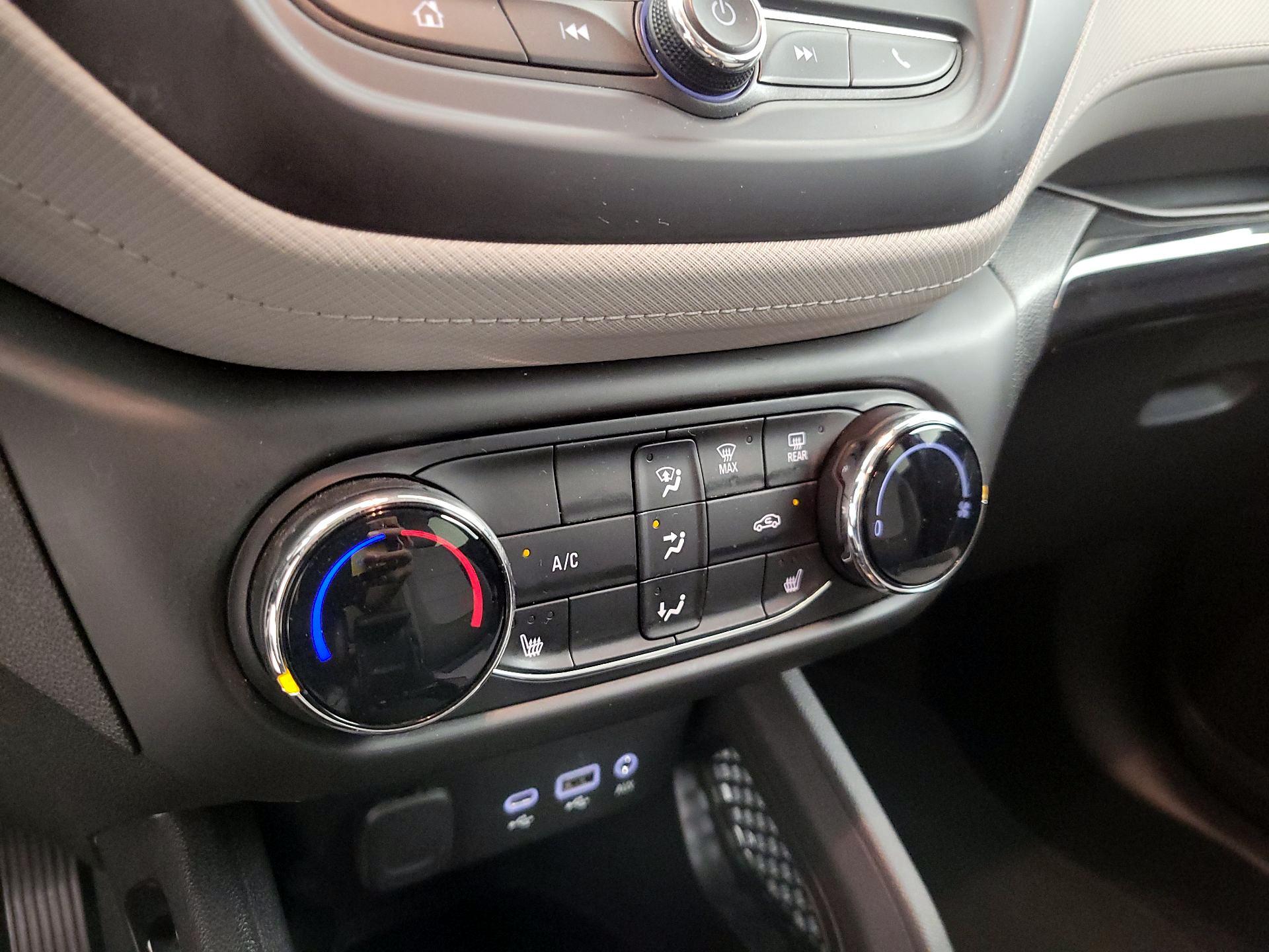 Thumbnail: 2021 Chevrolet TrailBlazer - 16