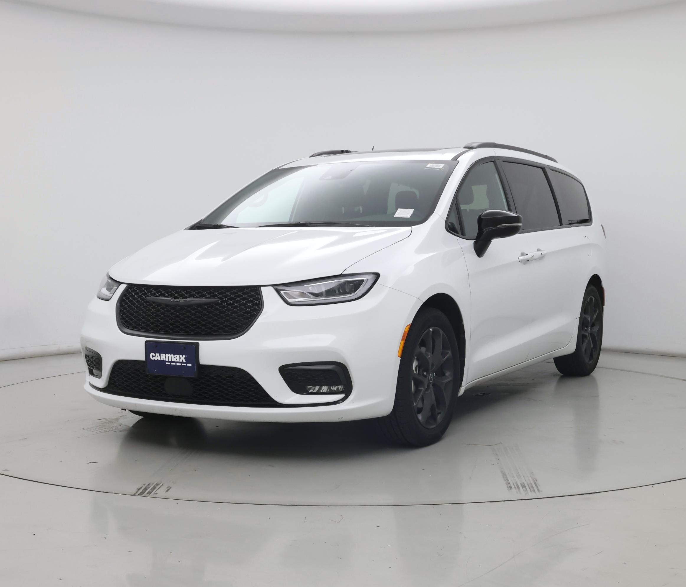 Thumbnail: 2025 Chrysler Pacifica - 4