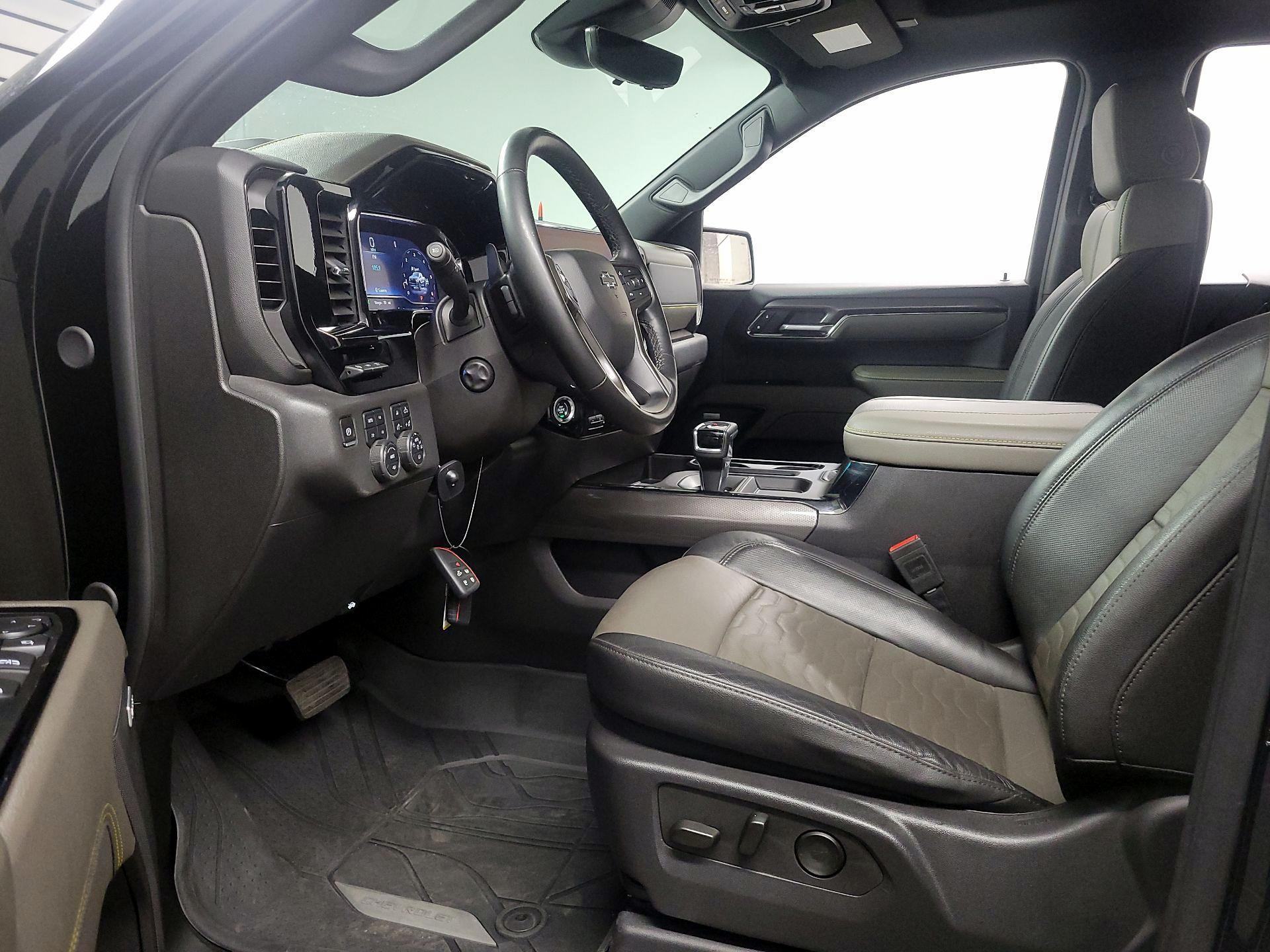 Thumbnail: 2024 Chevrolet Silverado 1500 - 11