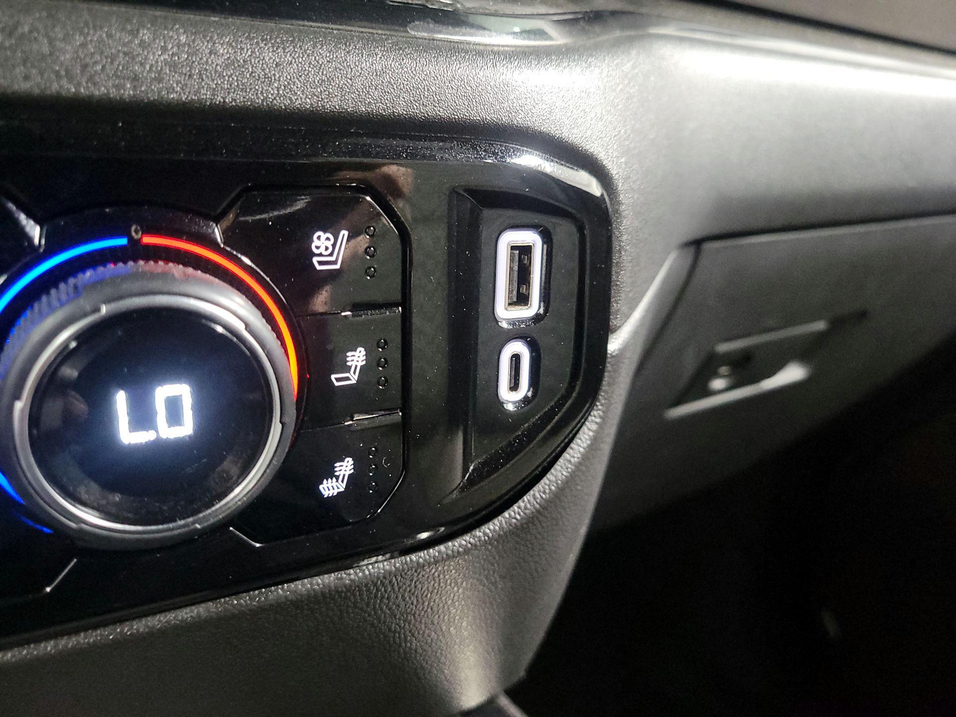 Thumbnail: 2024 Chevrolet Silverado 1500 - 18