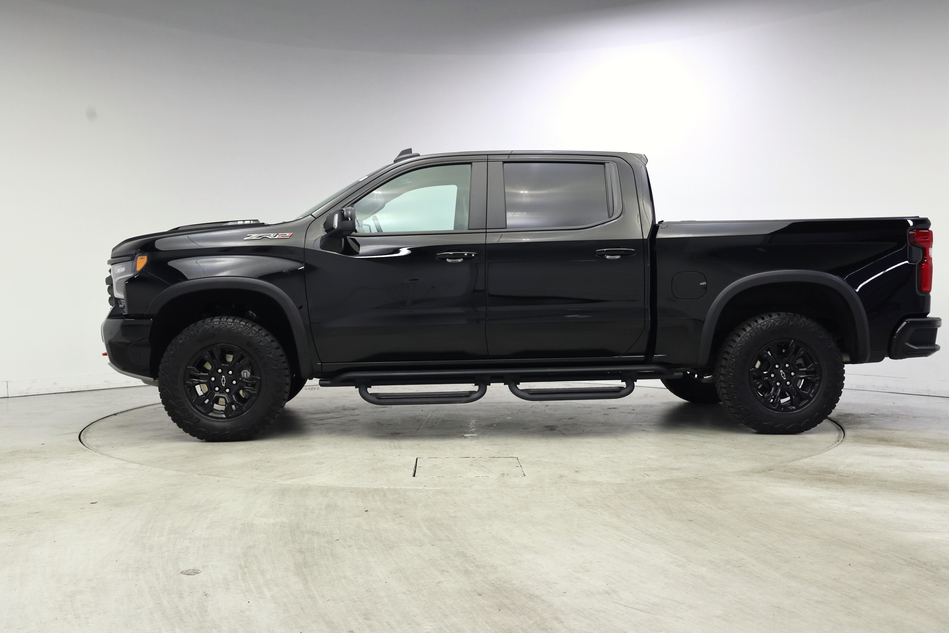 Thumbnail: 2024 Chevrolet Silverado 1500 - 3