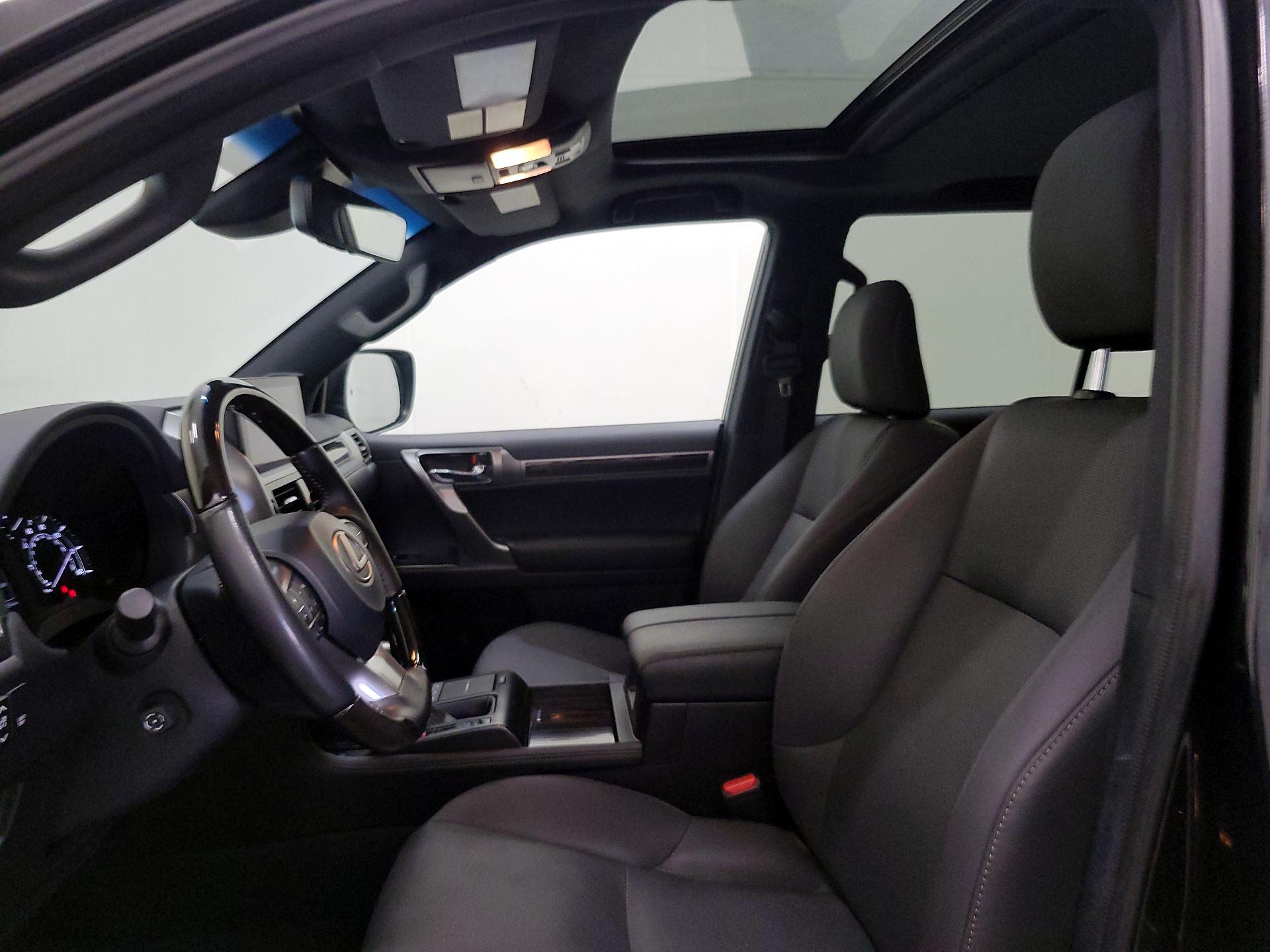 Thumbnail: 2023 Lexus GX - 20