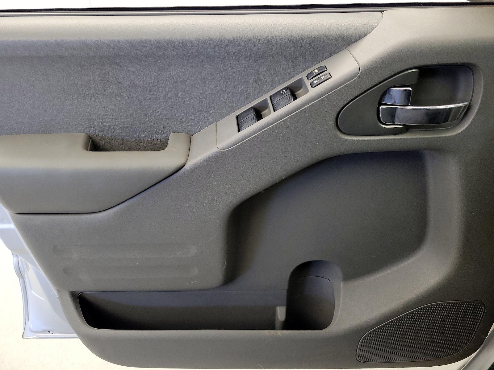 2020 Nissan Frontier SV - Photo 13
