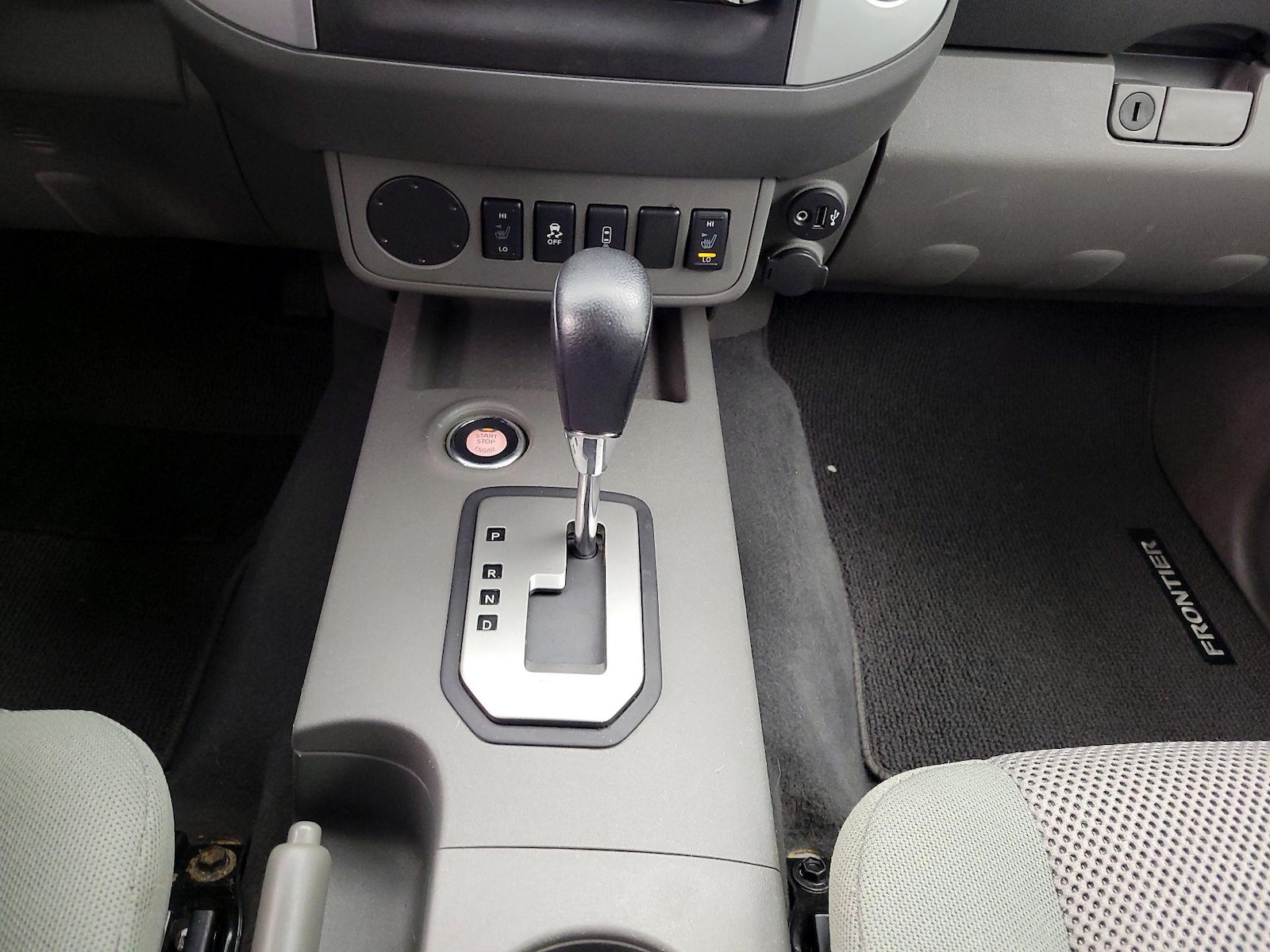 2020 Nissan Frontier SV - Photo 18