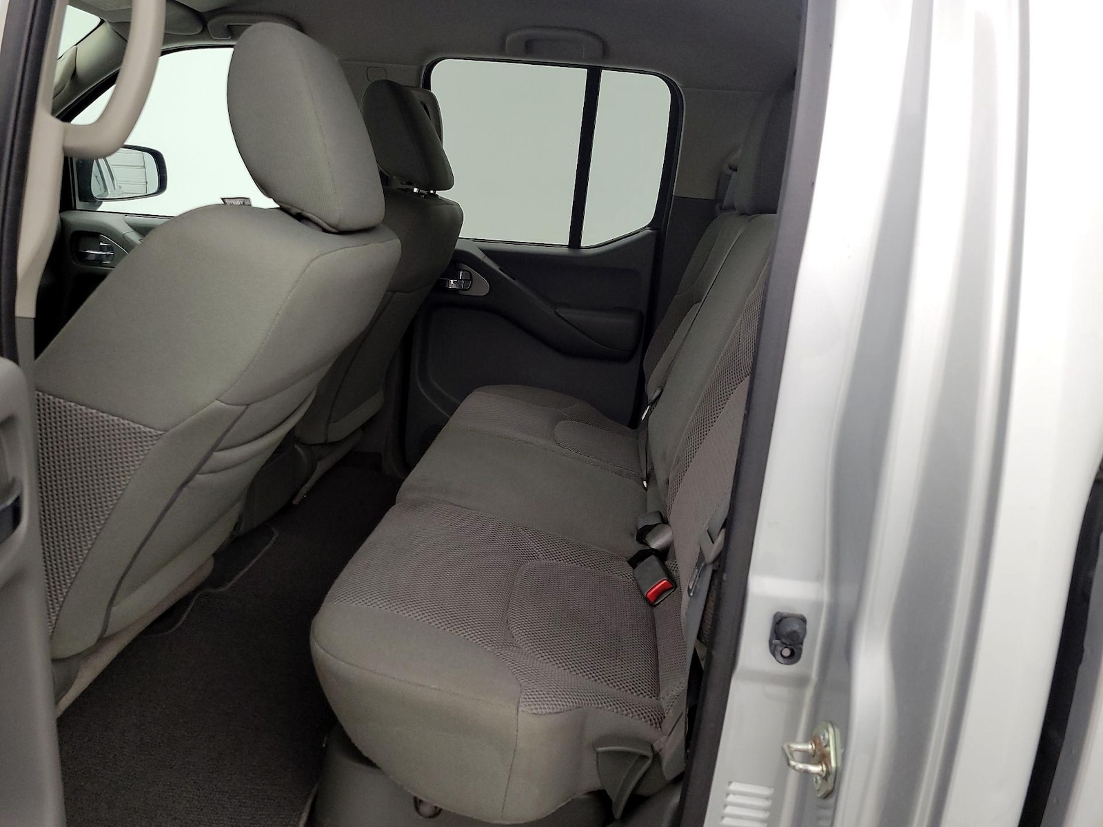2020 Nissan Frontier SV - Photo 20