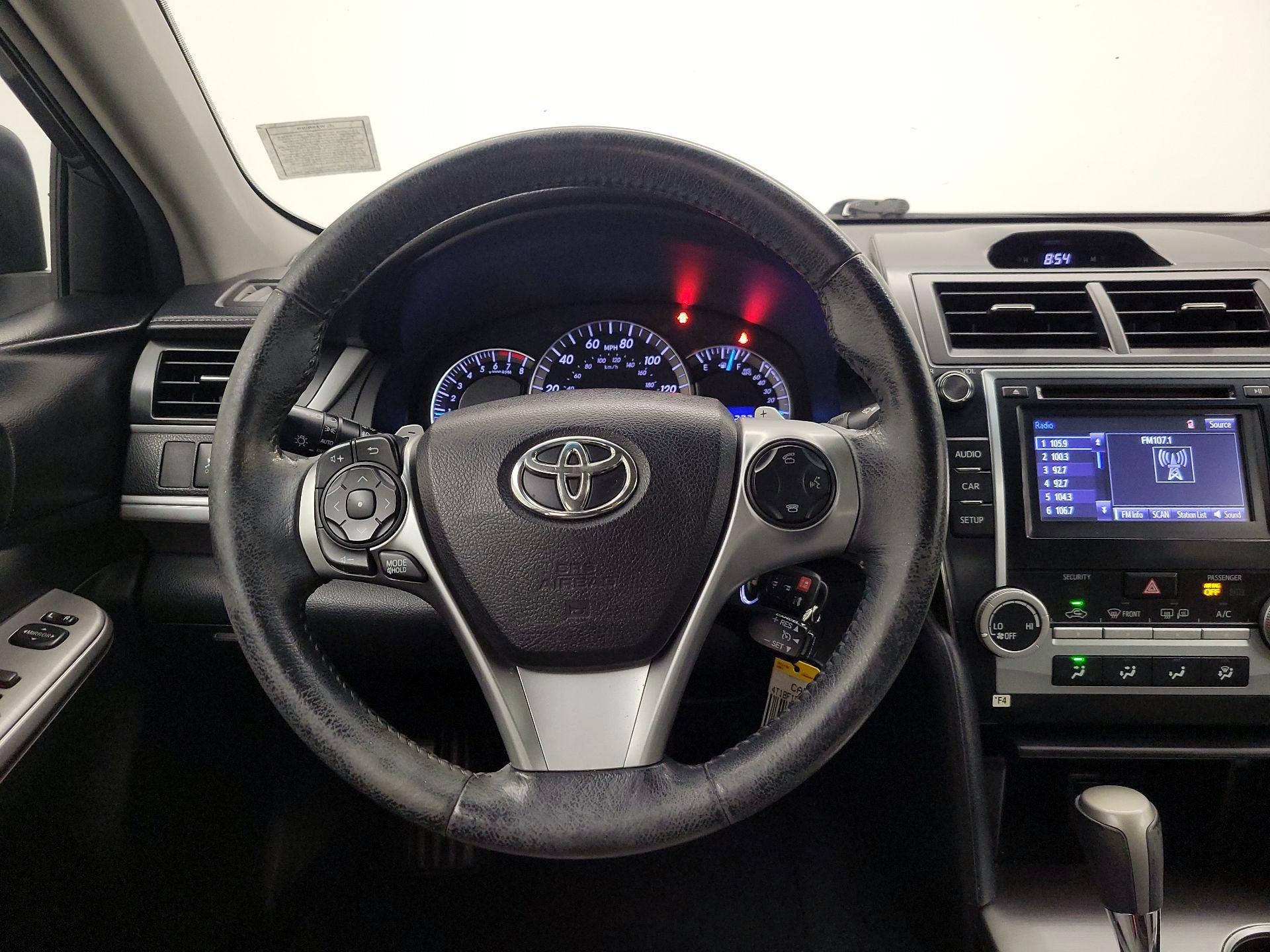 Thumbnail: 2014 Toyota Camry - 10