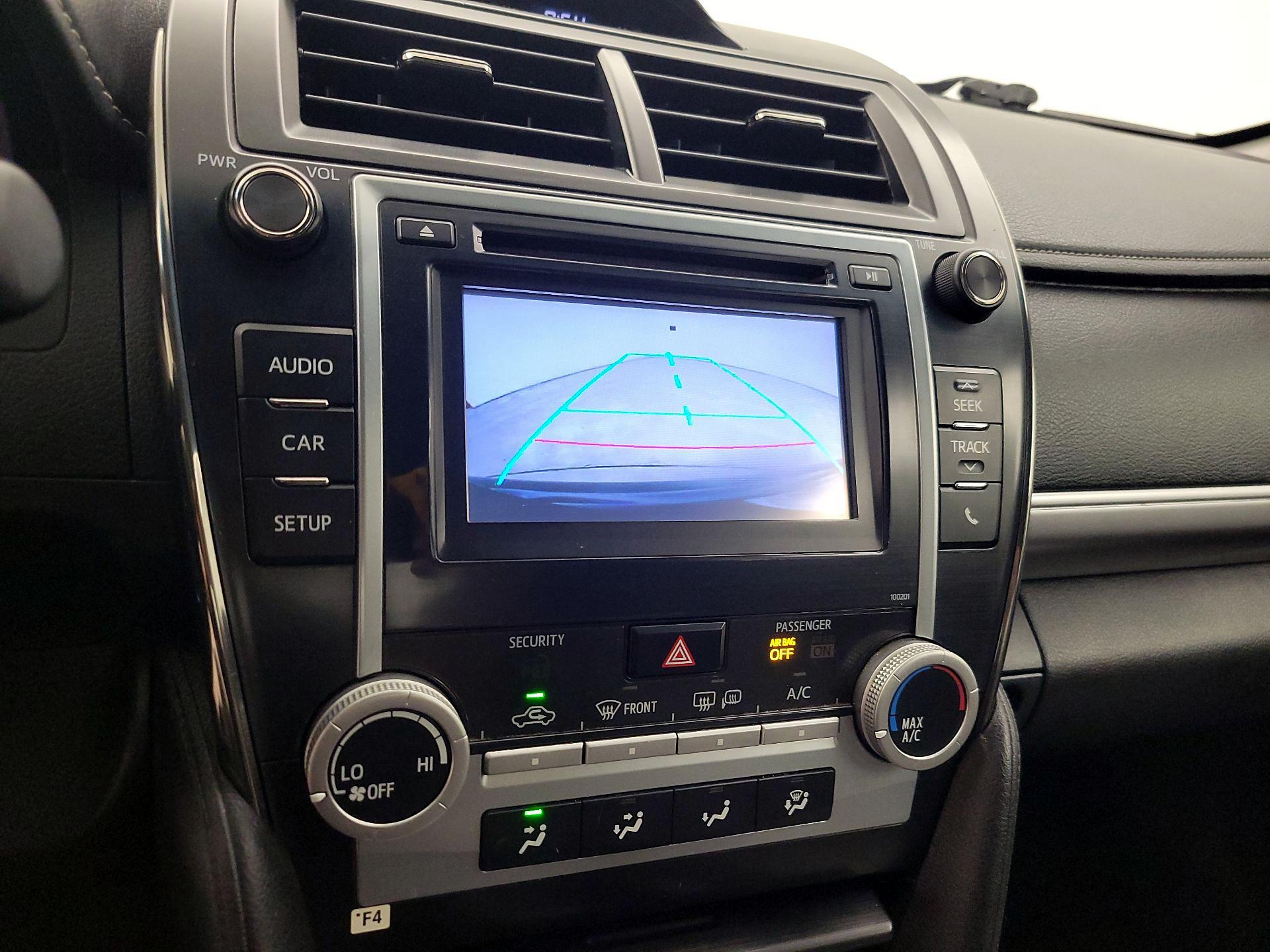 Thumbnail: 2014 Toyota Camry - 14