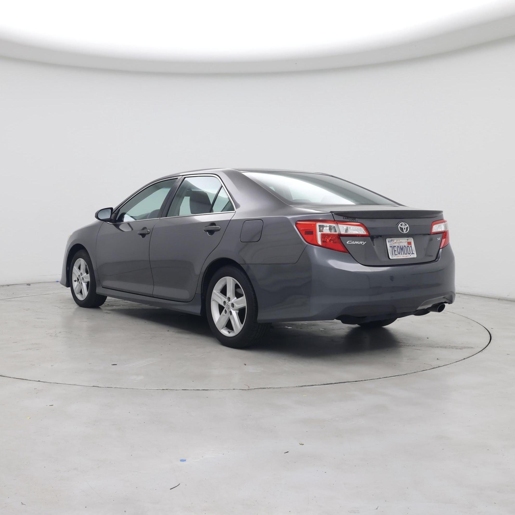 Thumbnail: 2014 Toyota Camry - 2