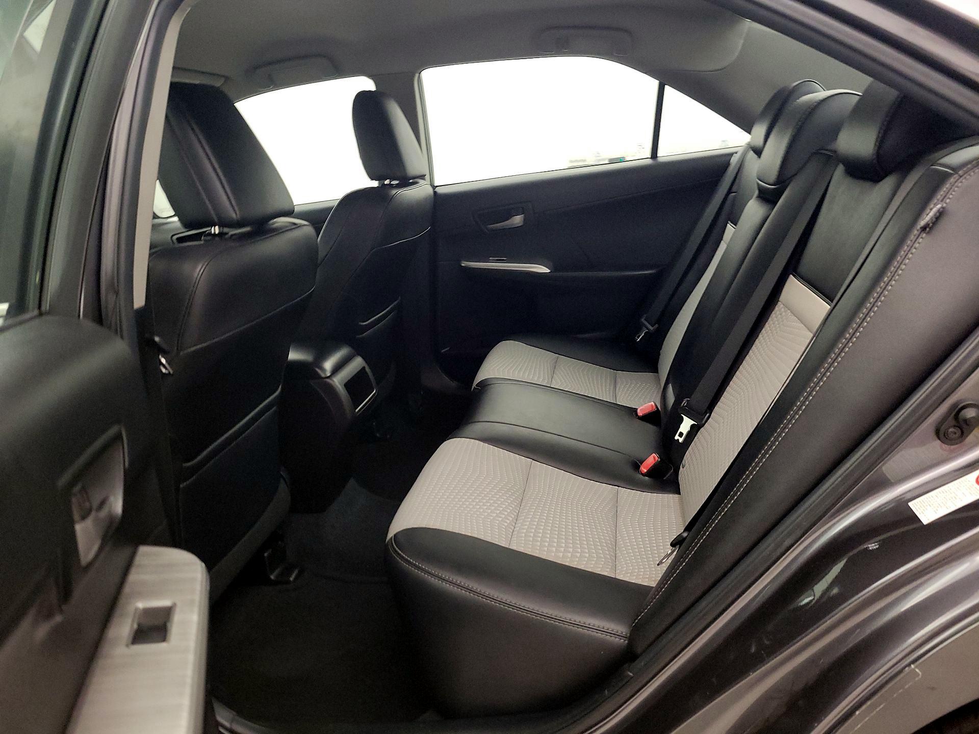 Thumbnail: 2014 Toyota Camry - 19