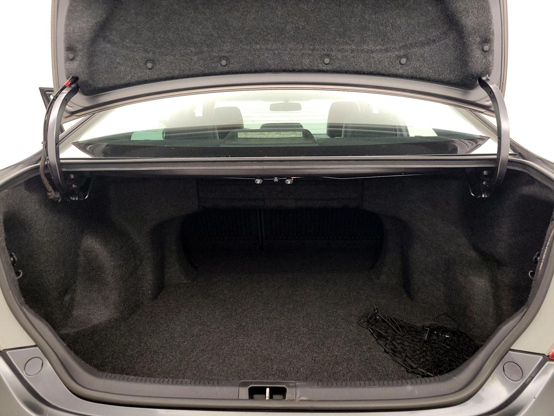 Thumbnail: 2014 Toyota Camry - 20