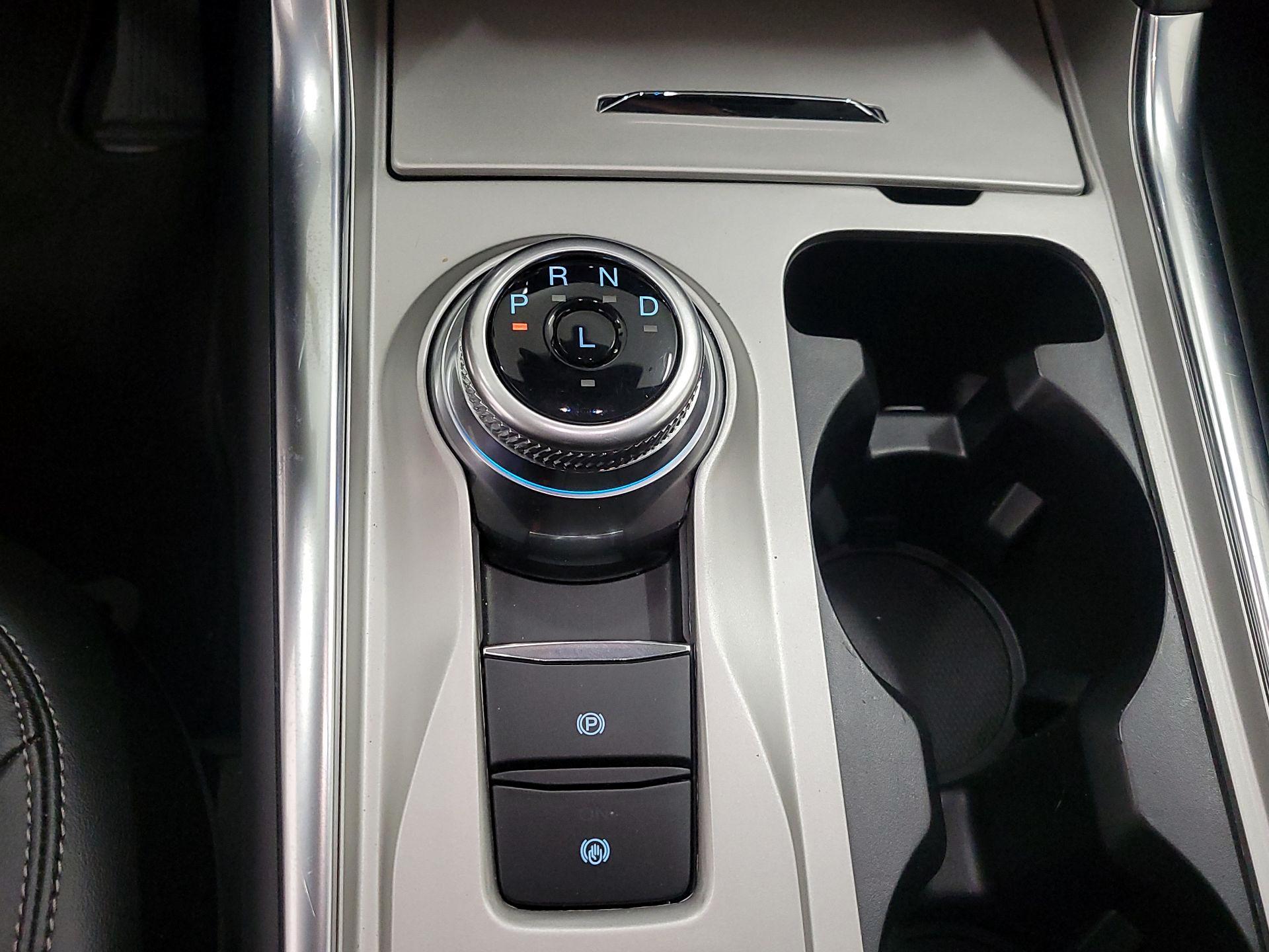 Thumbnail: 2023 Ford Explorer - 17