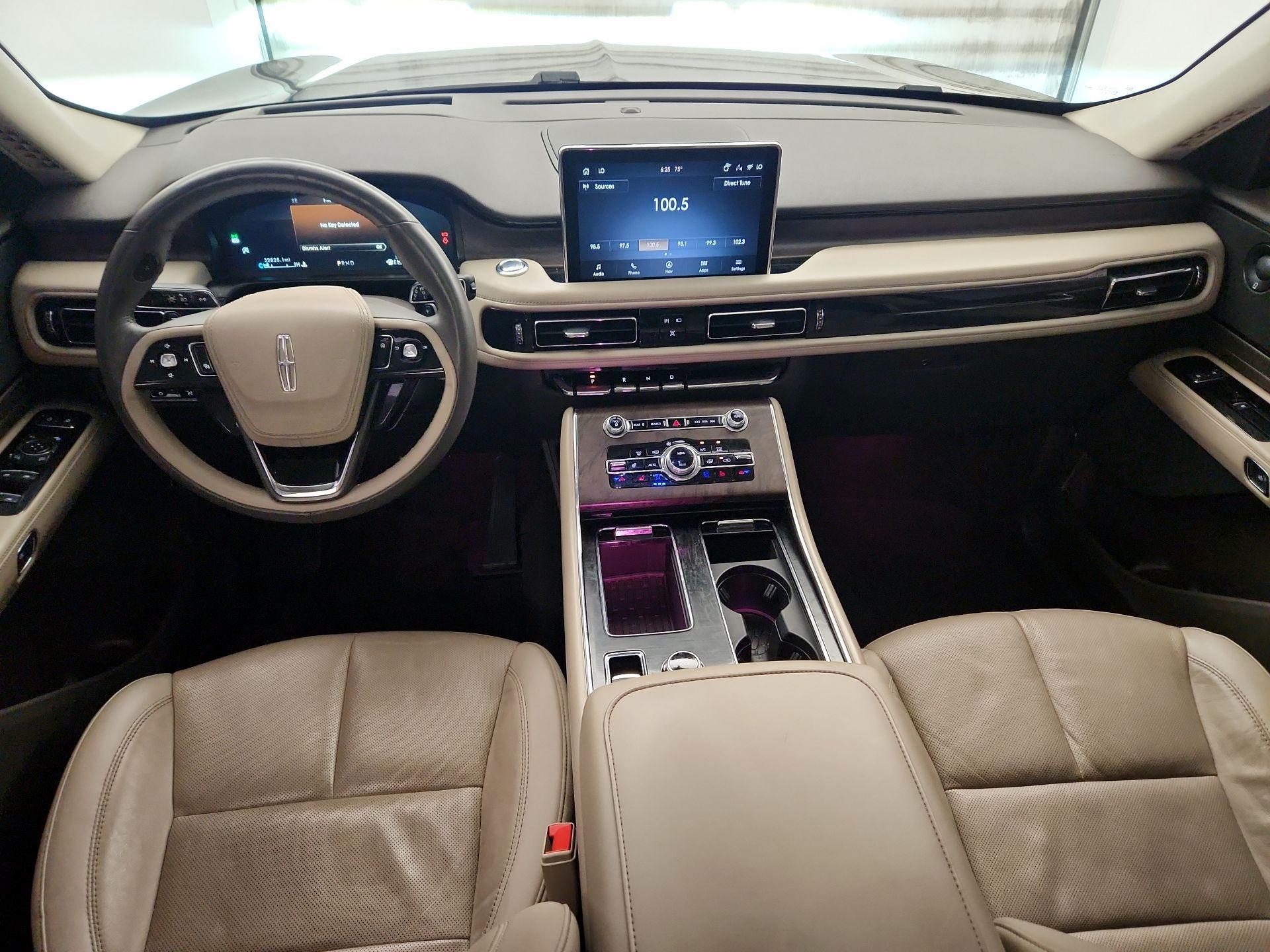 Thumbnail: 2023 Lincoln Aviator - 9
