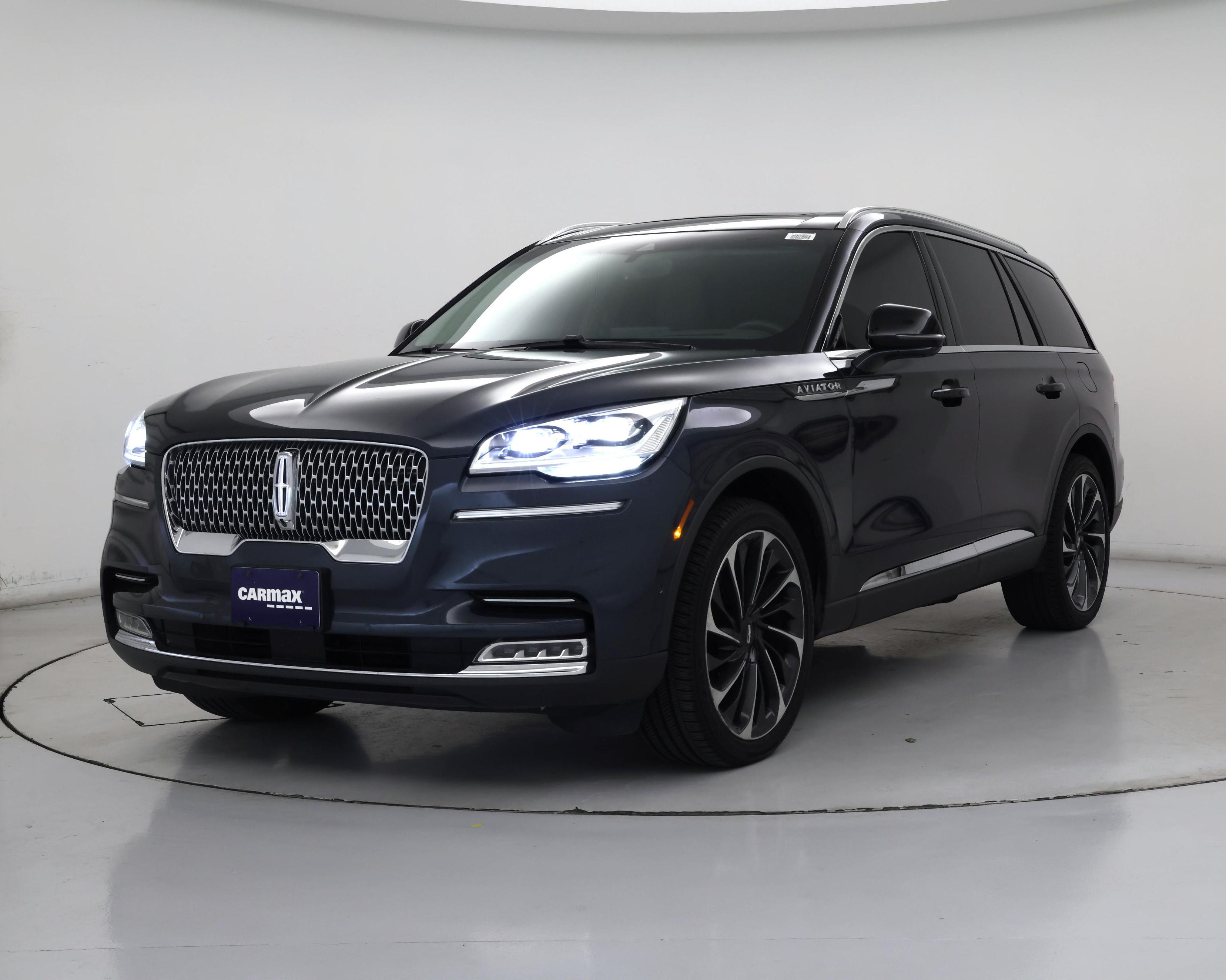 Thumbnail: 2023 Lincoln Aviator - 4