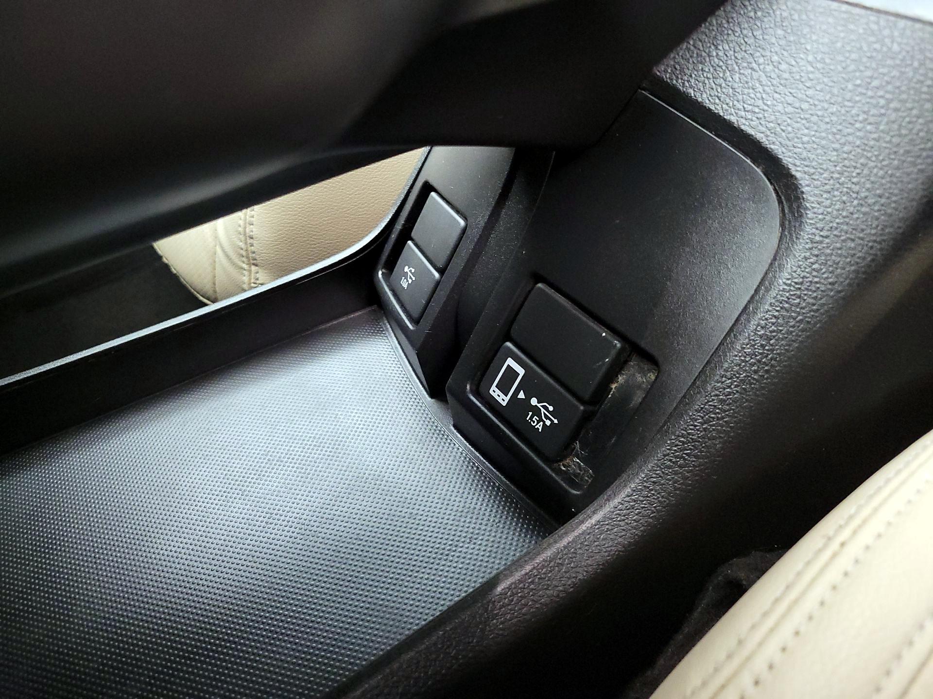 Thumbnail: 2018 Honda Clarity - 18