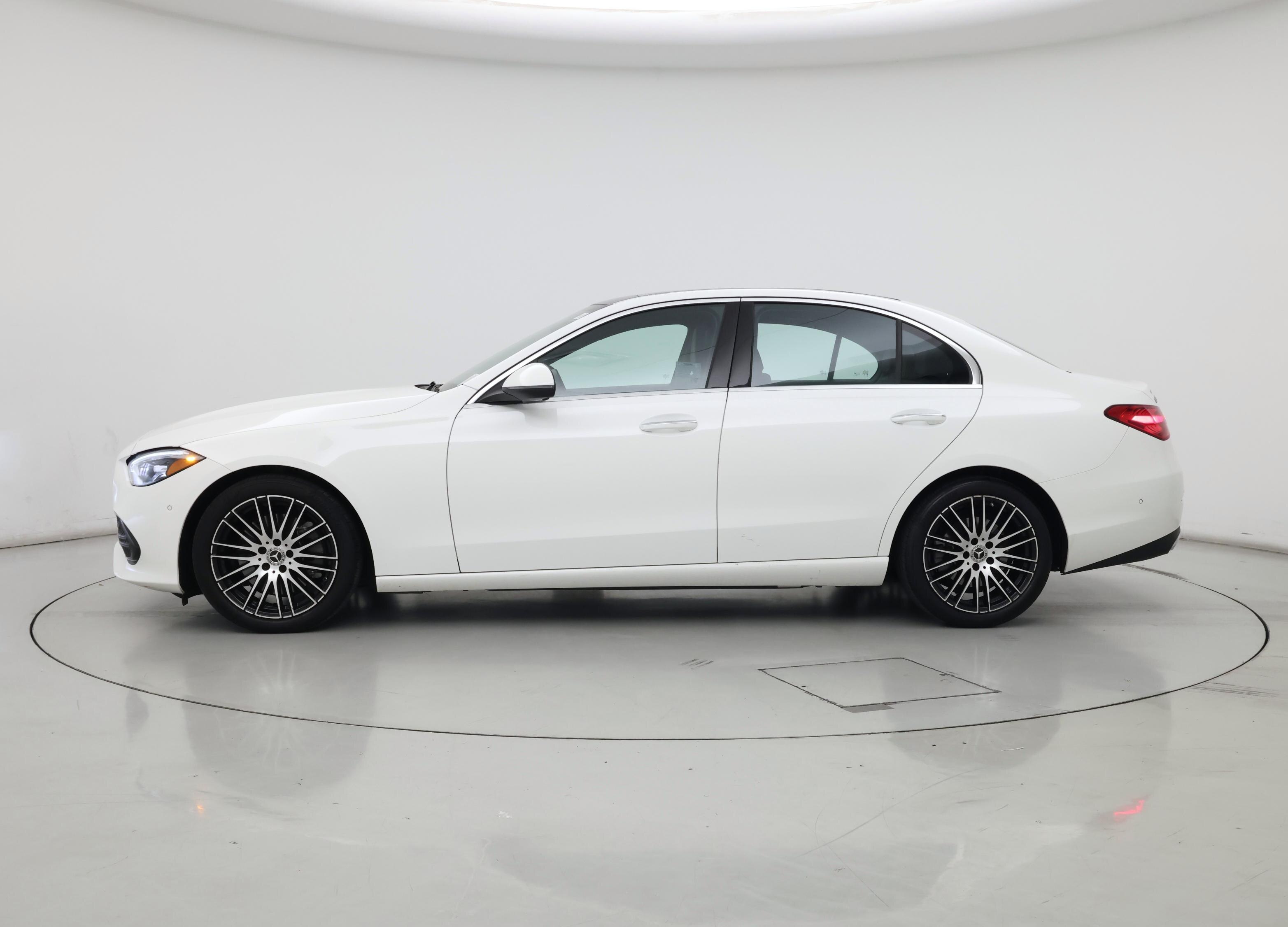 Thumbnail: 2024 Mercedes-Benz C-Class - 3