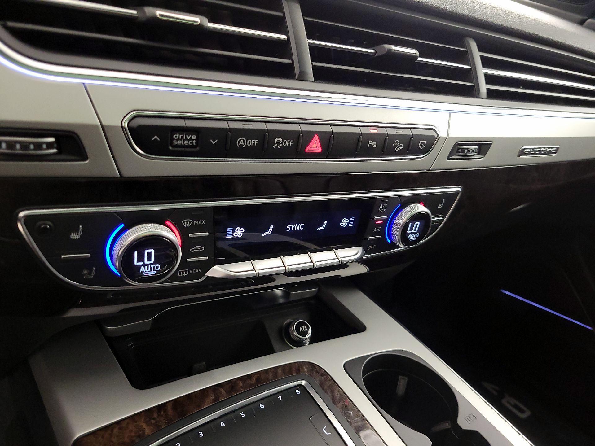 Thumbnail: 2019 Audi Q7 - 17