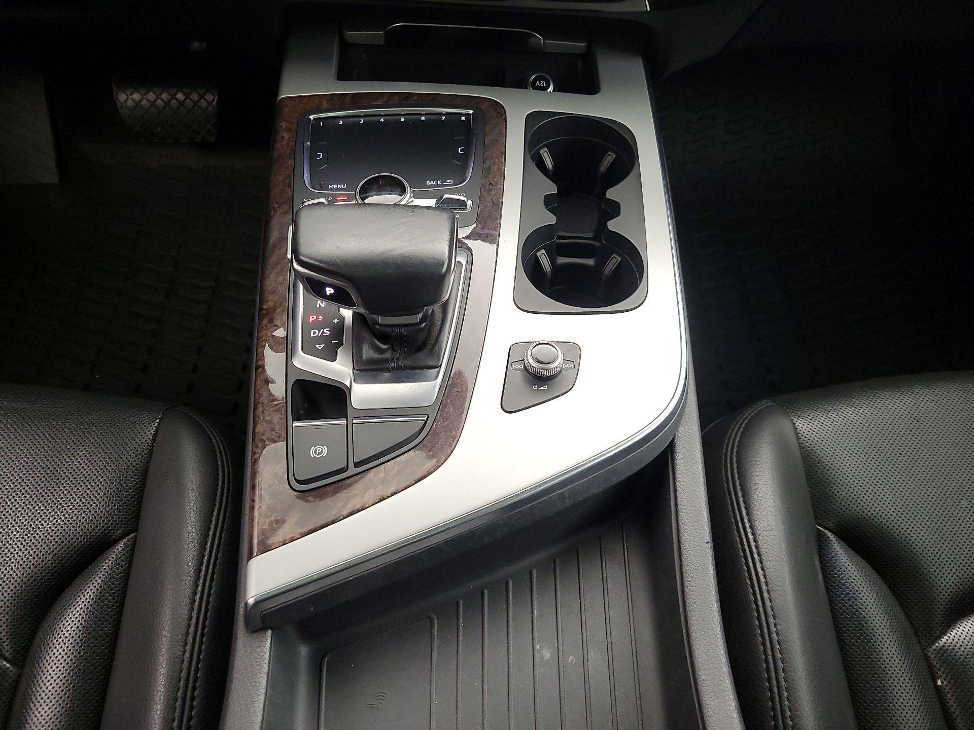 Thumbnail: 2019 Audi Q7 - 18