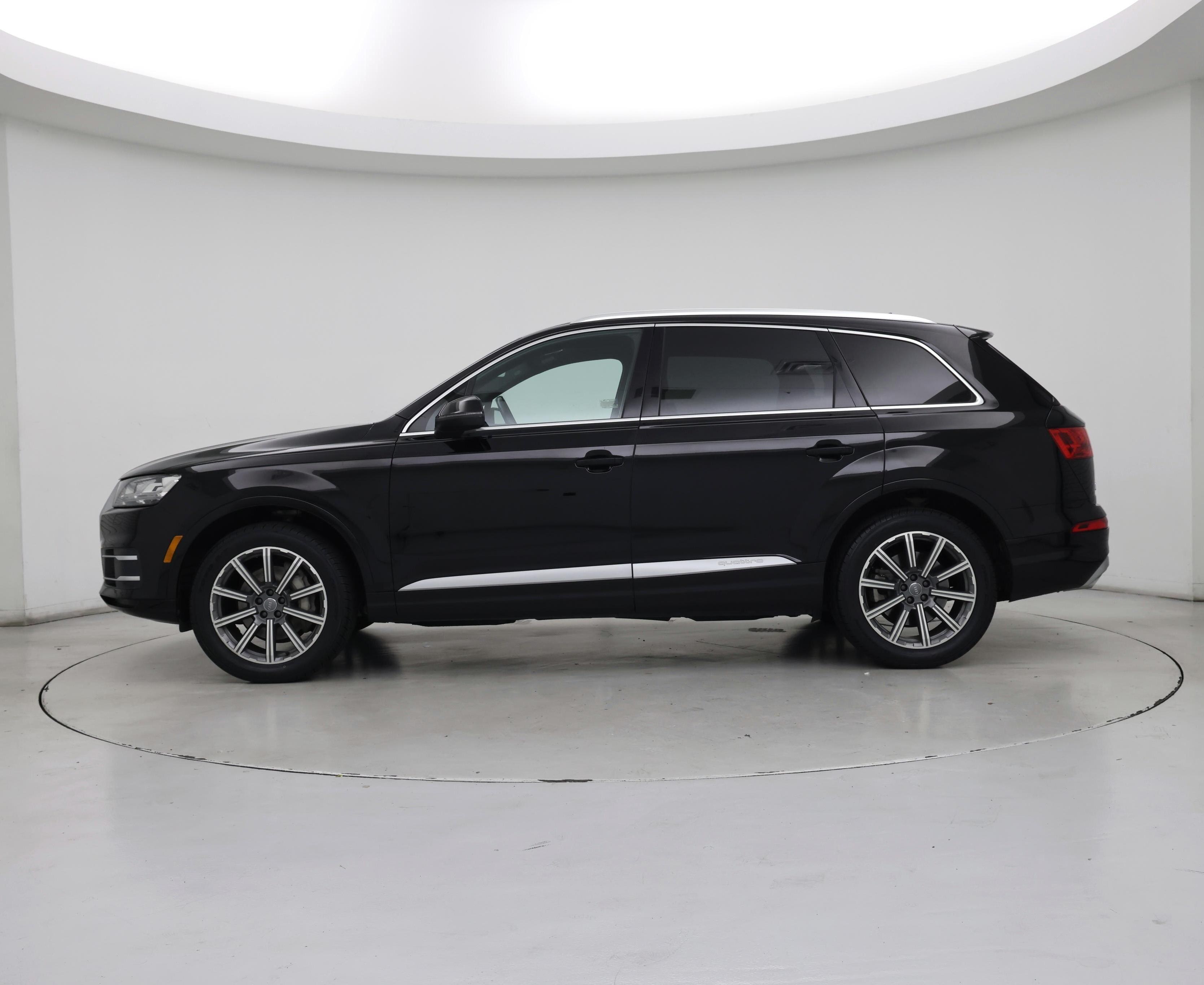 Thumbnail: 2019 Audi Q7 - 3