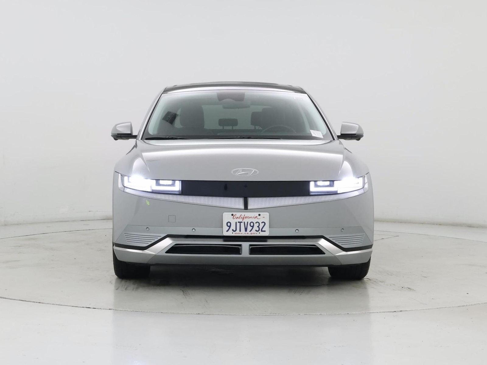 2024 Hyundai IONIQ 5 Limited - Photo 6
