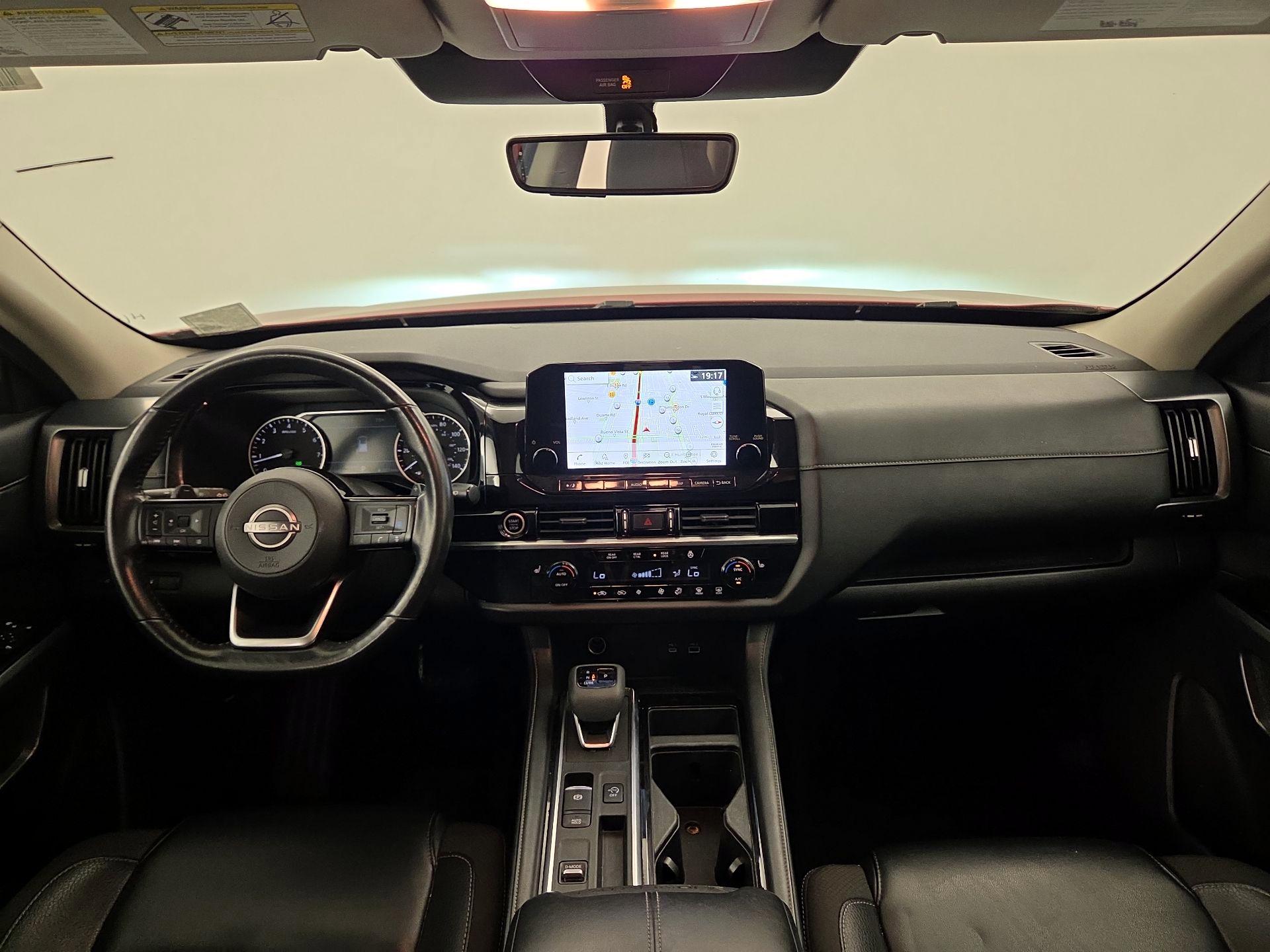 Thumbnail: 2023 Nissan Pathfinder - 9