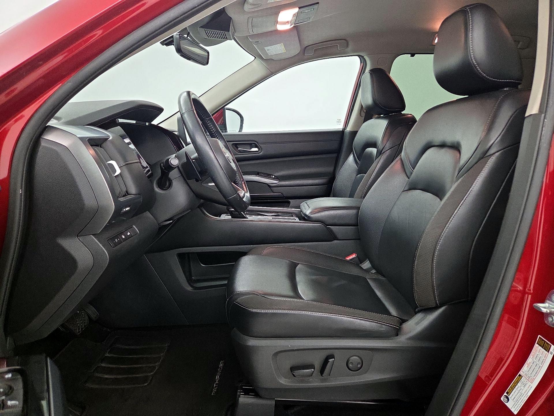 Thumbnail: 2023 Nissan Pathfinder - 11