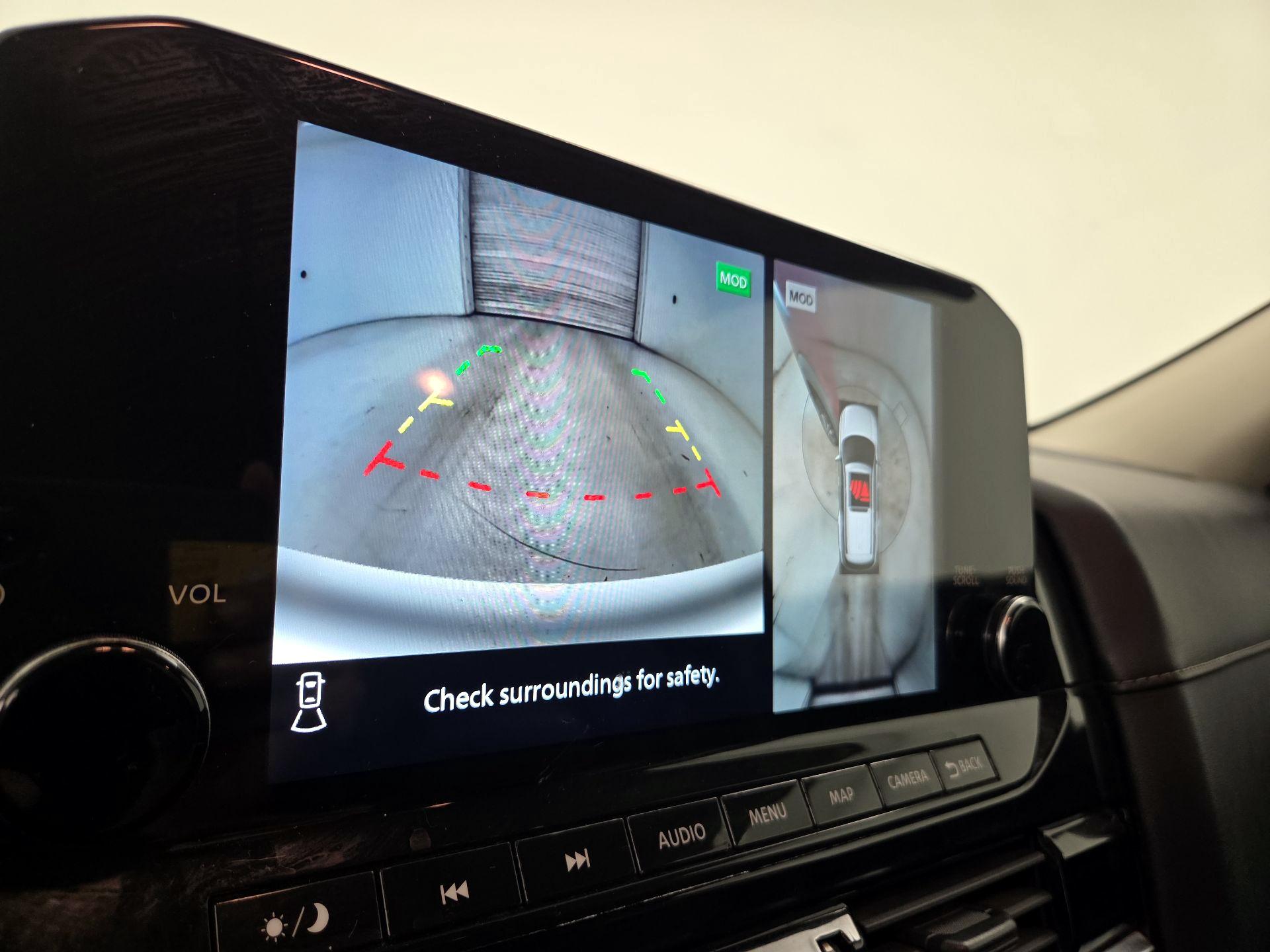 Thumbnail: 2023 Nissan Pathfinder - 15